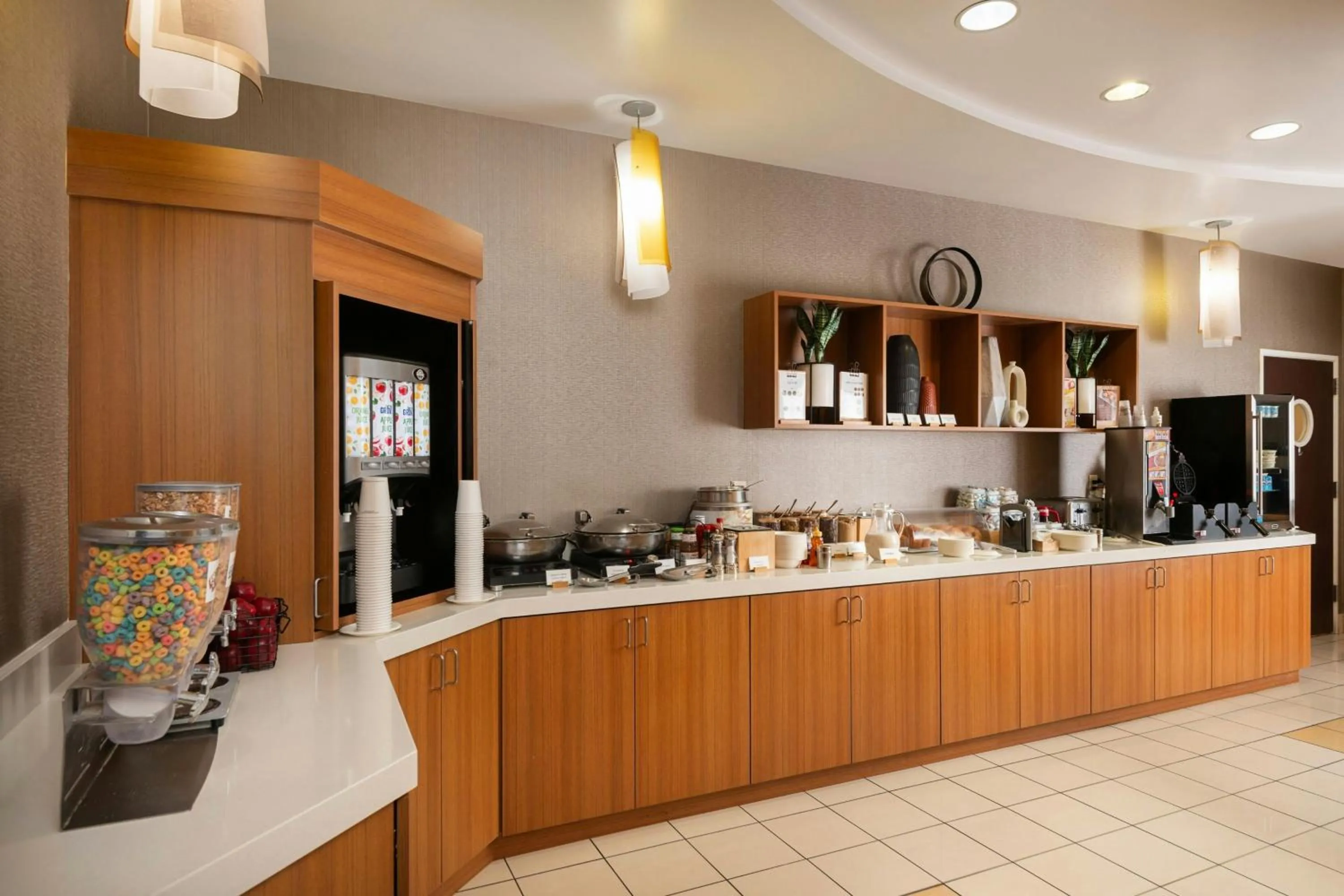 Breakfast in SpringHill Suites by Marriott Cedar City