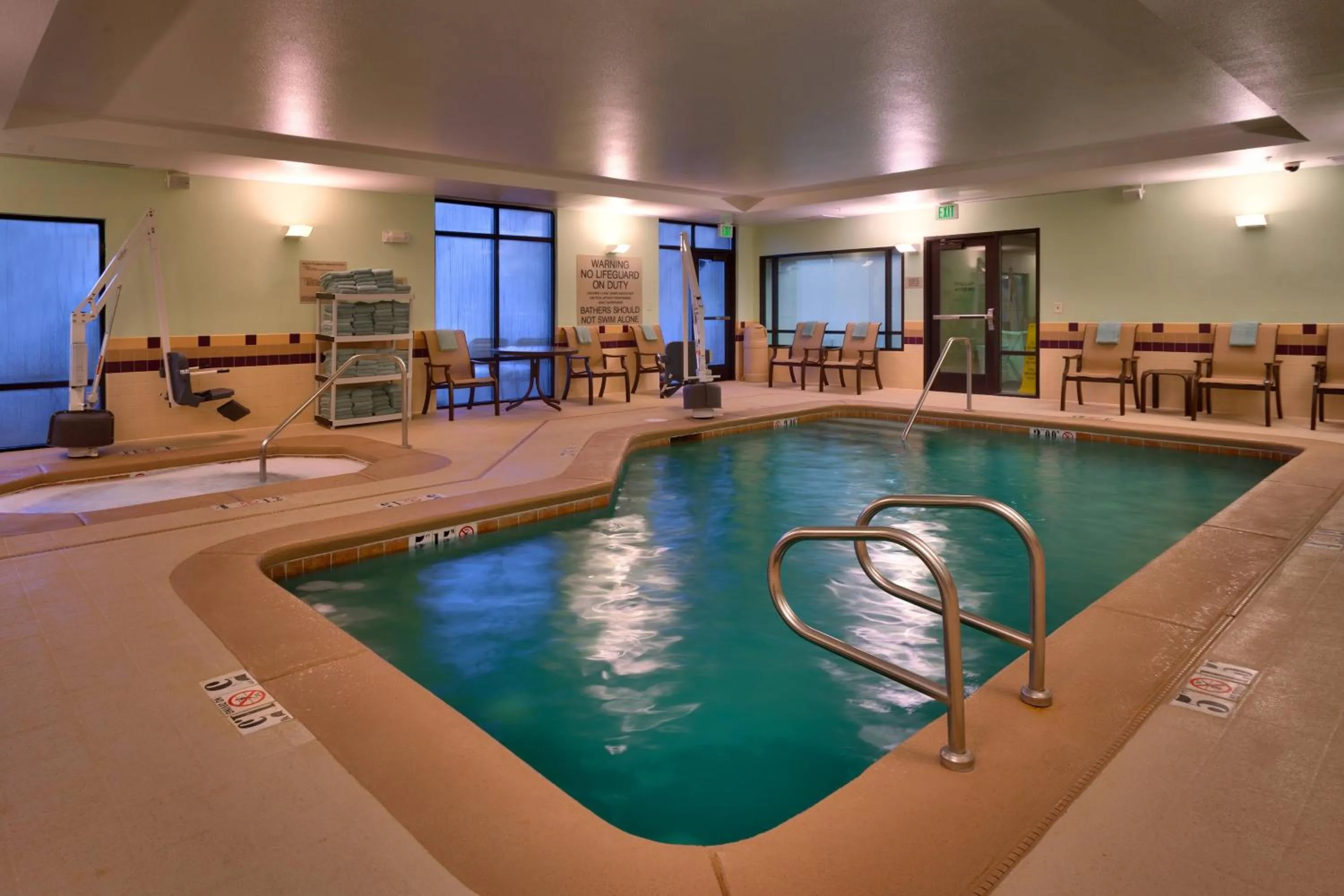 Swimming pool in SpringHill Suites by Marriott Cedar City