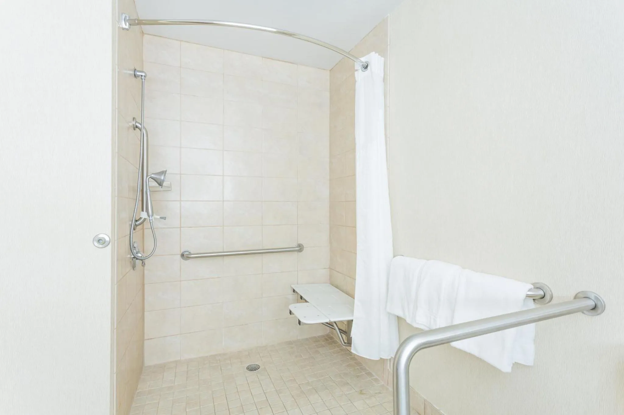 Bathroom in Holiday Inn Express Princeton/I-77 by IHG