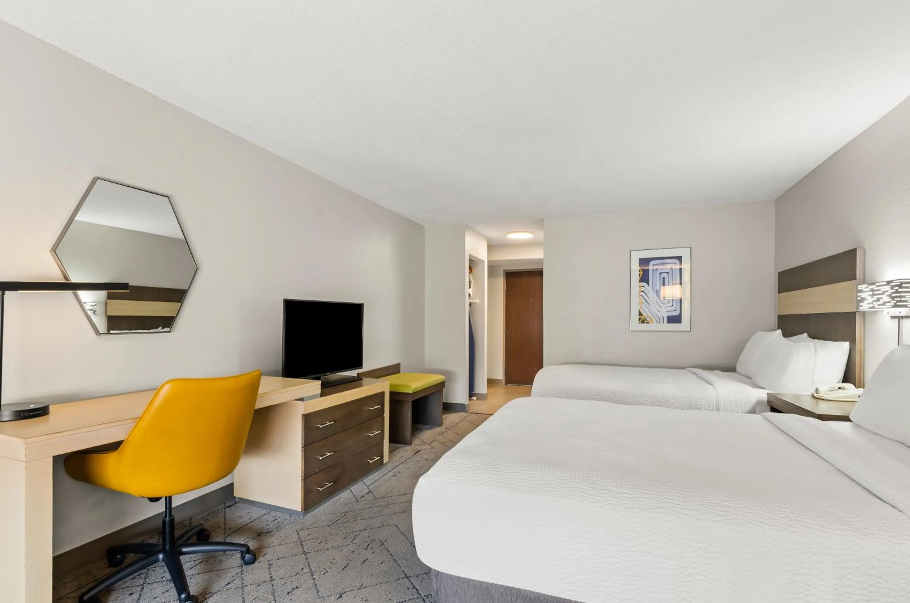 Bedroom, Bed in Holiday Inn Express Princeton/I-77 by IHG