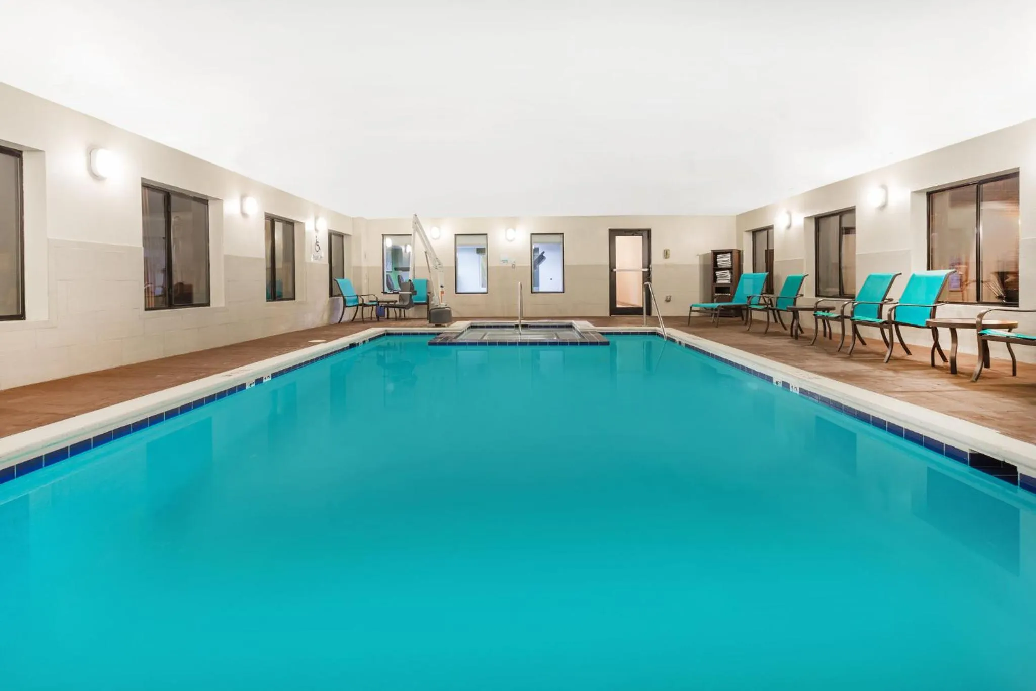 Swimming pool in Holiday Inn Express Princeton/I-77 by IHG