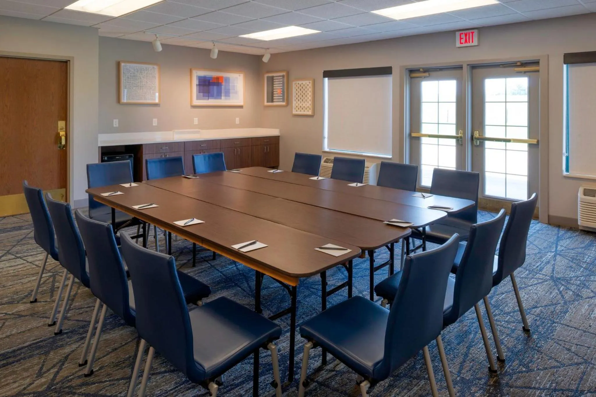 Meeting/conference room in Holiday Inn Express Hotel & Suites Fort Atkinson by IHG