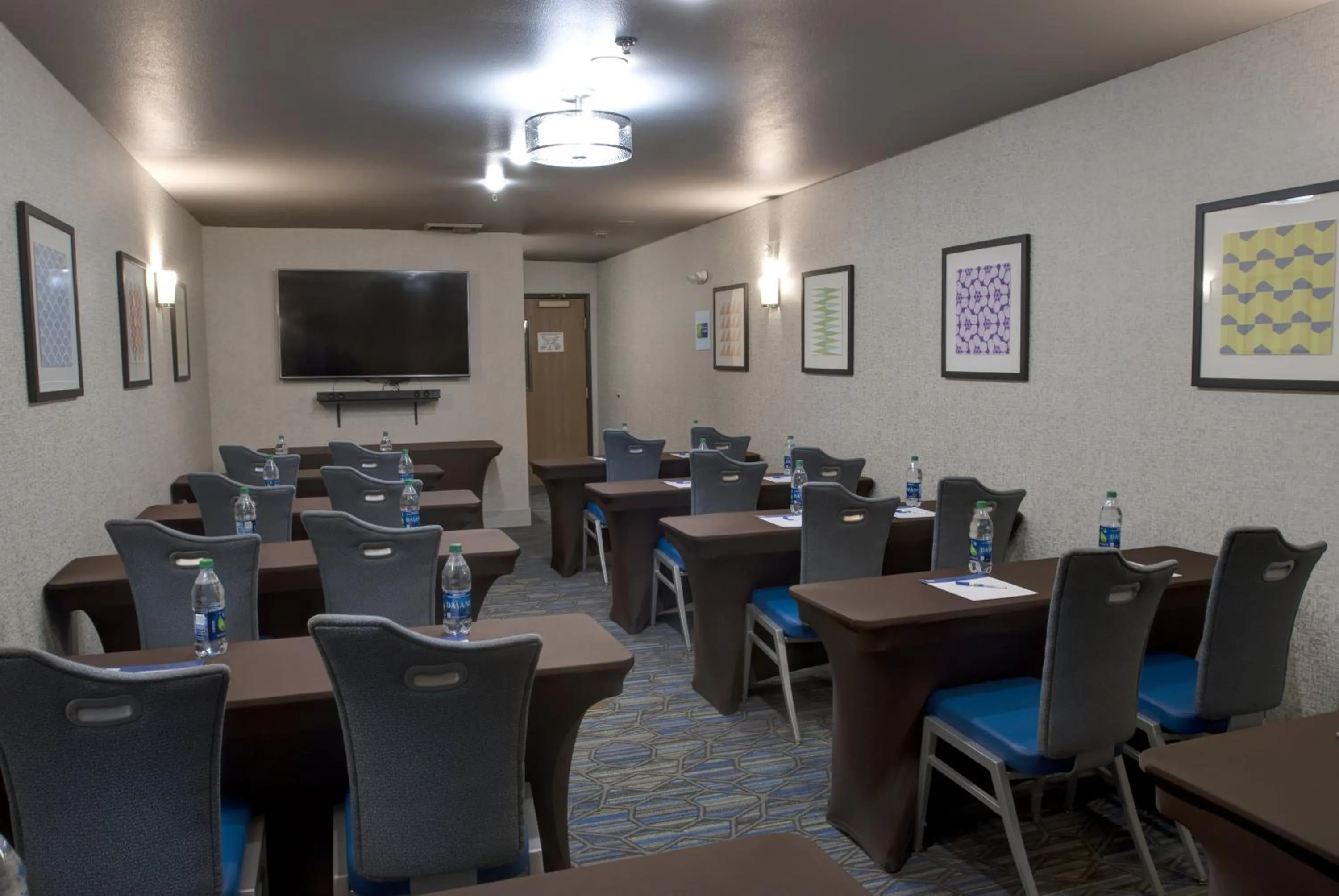 Meeting/conference room in Holiday Inn Express Hotel & Suites Coeur D'Alene I-90 Exit 11 by IHG