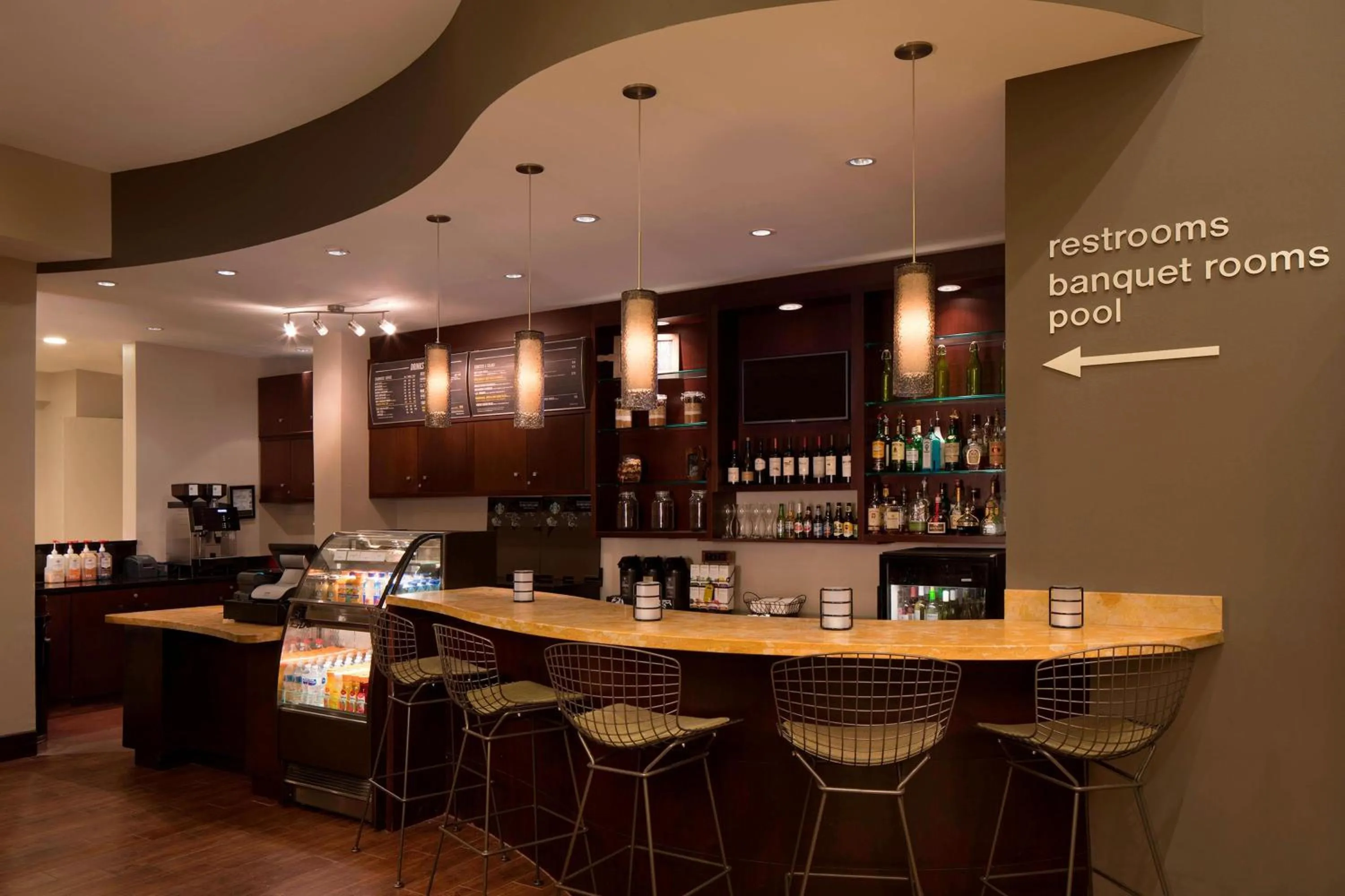 Lounge or bar in Courtyard by Marriott Boynton Beach