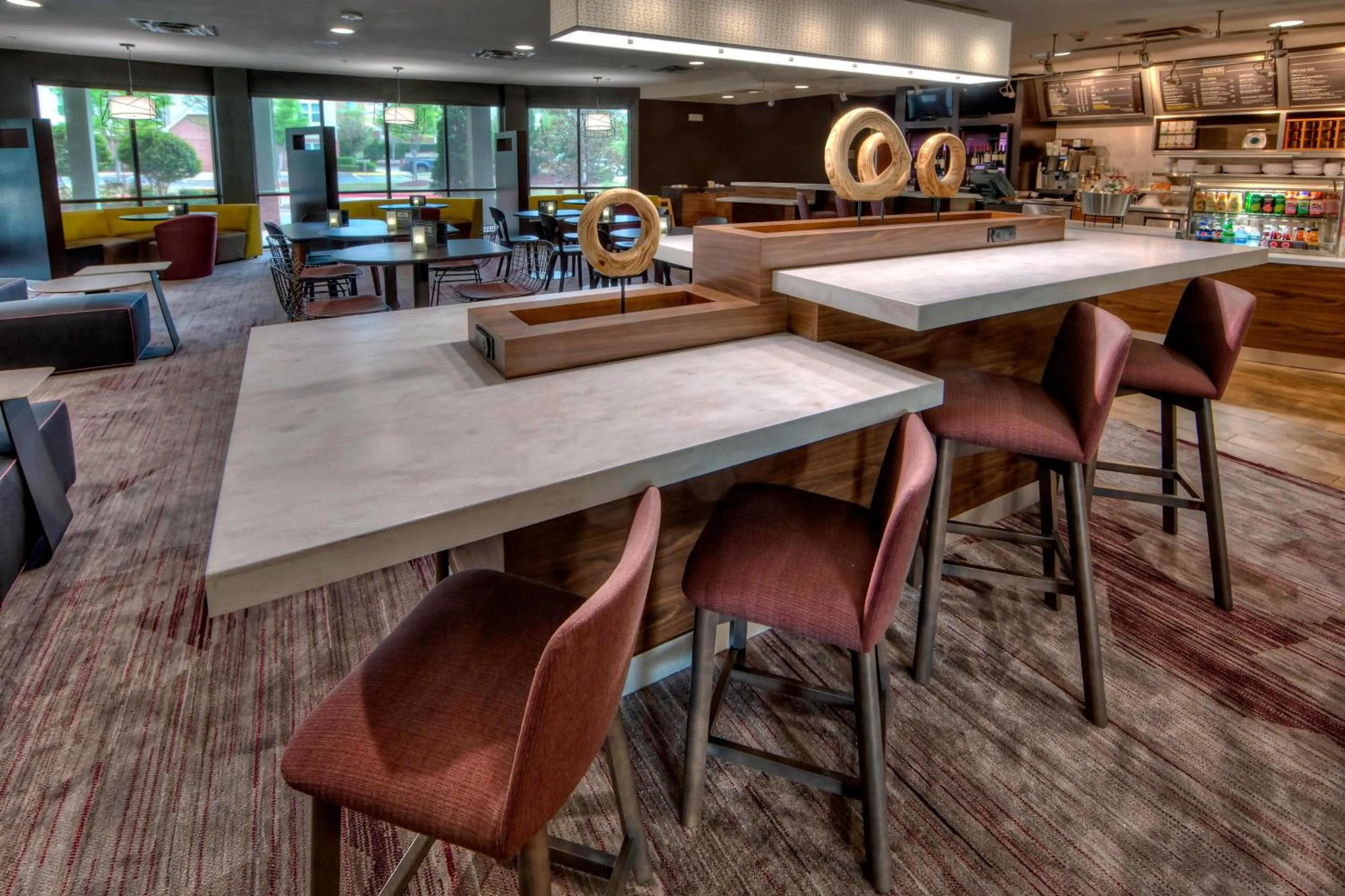 Restaurant/places to eat in Courtyard by Marriott Memphis Southaven