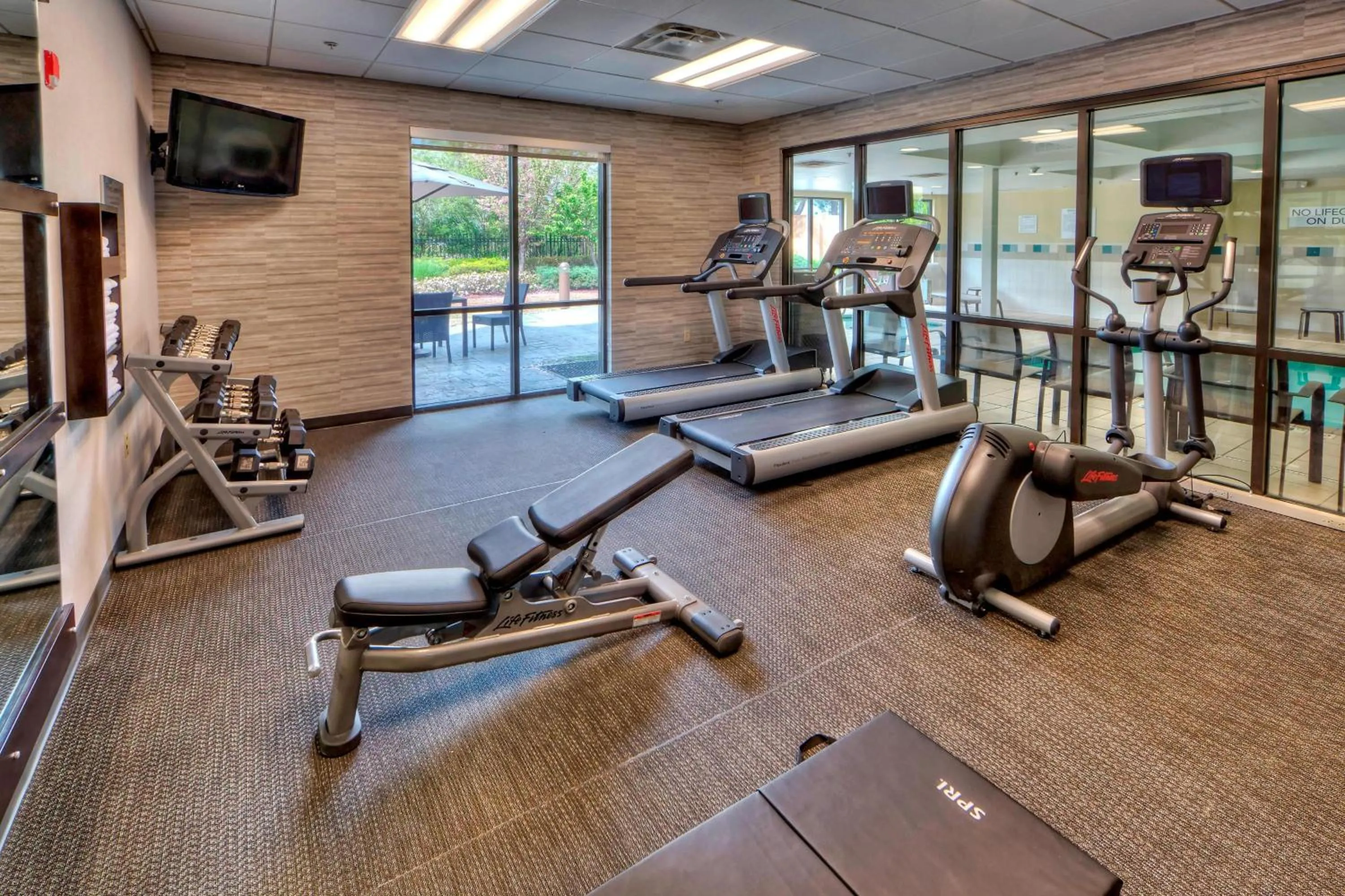 Fitness centre/facilities in Courtyard by Marriott Memphis Southaven