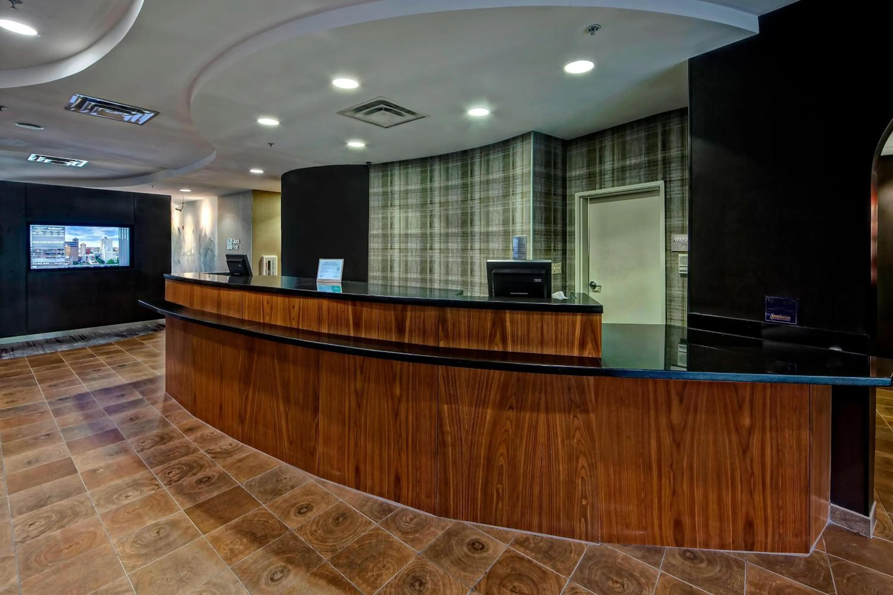 Lobby or reception in Courtyard by Marriott Memphis Southaven