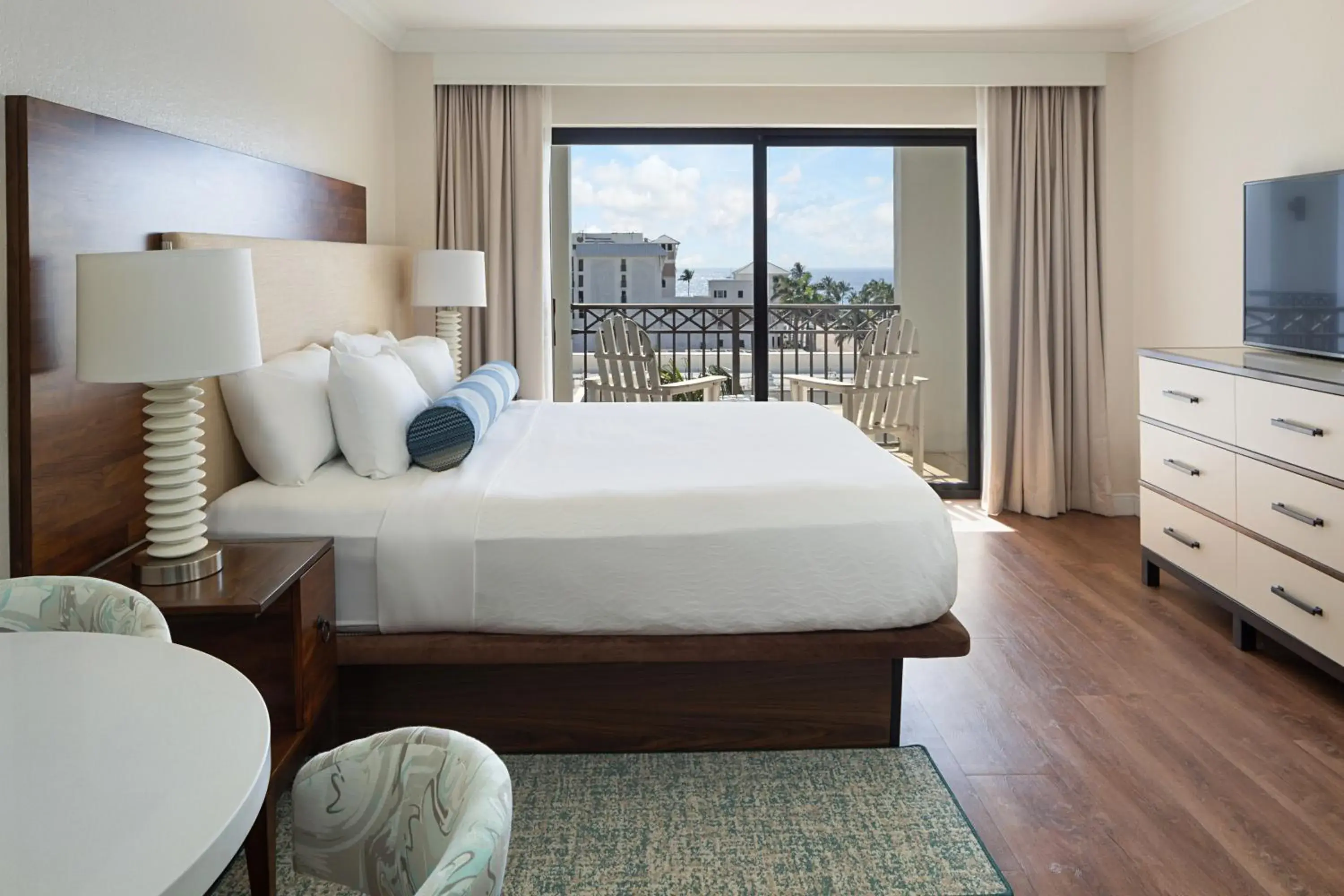 King Studio - Ocean View in The Atlantic Suites on the Ave King Studio - Ocean View in The Atlantic Suites on the Ave