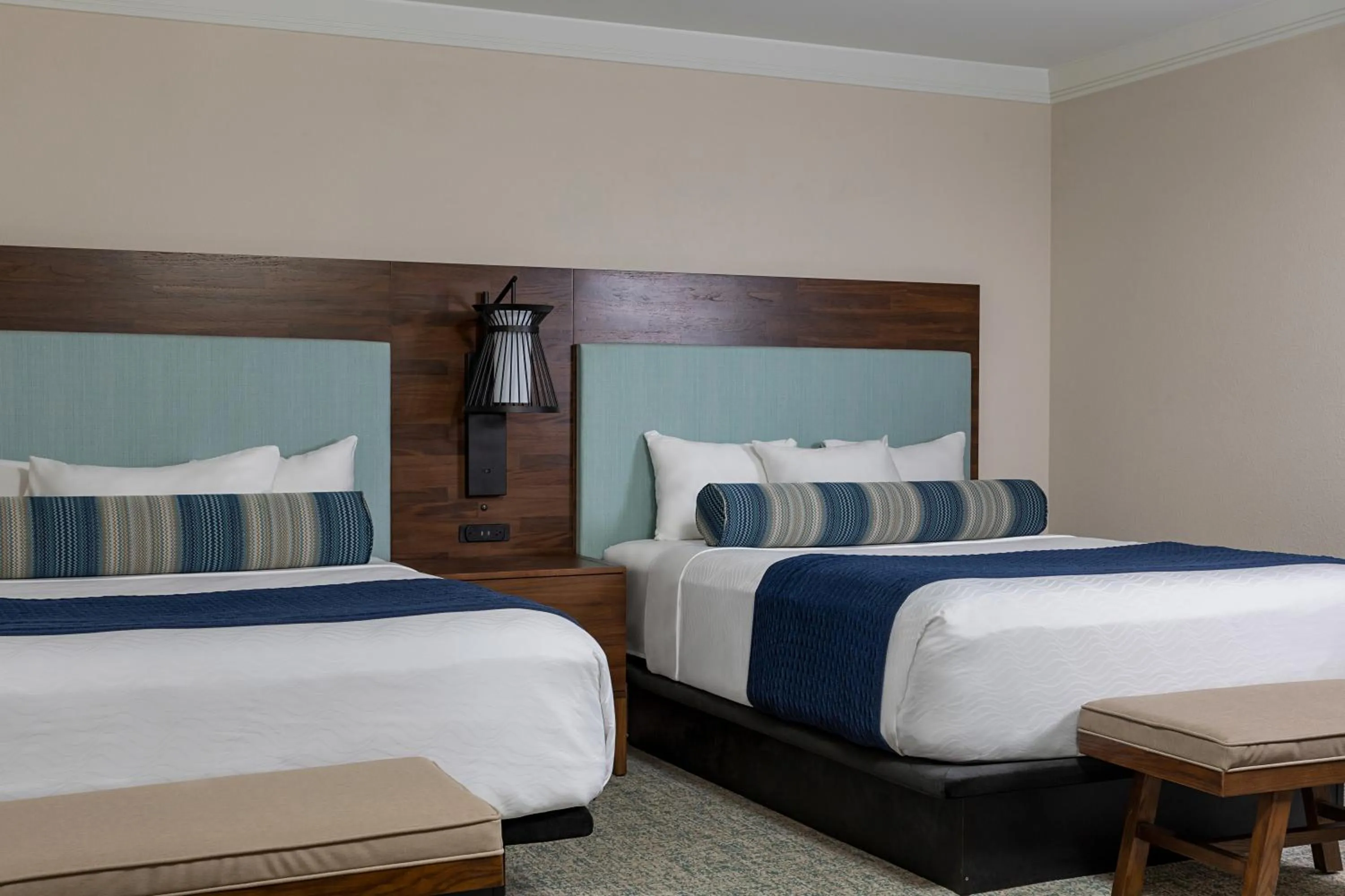 Bedroom, Bed in The Atlantic Suites on the Ave