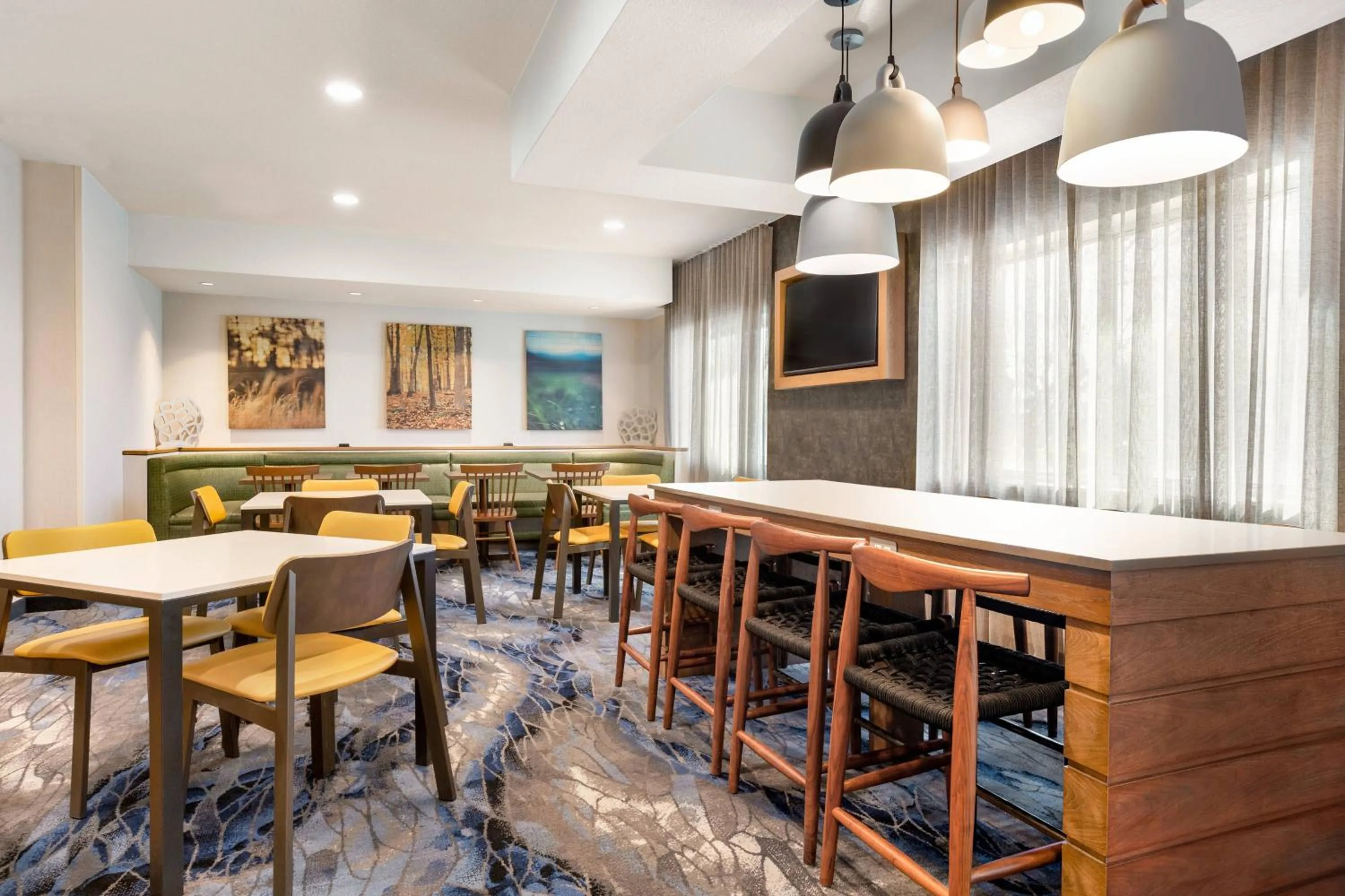 Breakfast in Fairfield Inn Vacaville