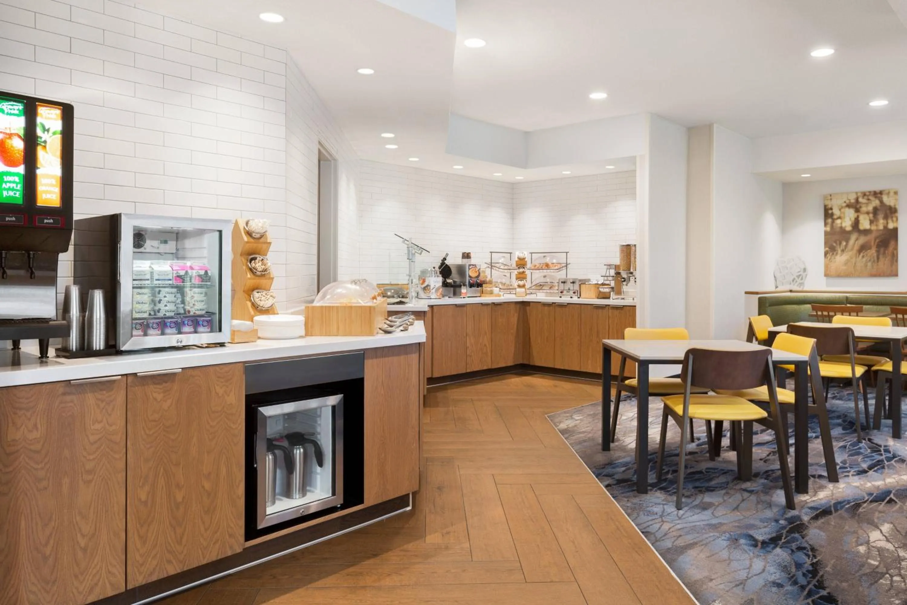 Breakfast in Fairfield Inn Vacaville