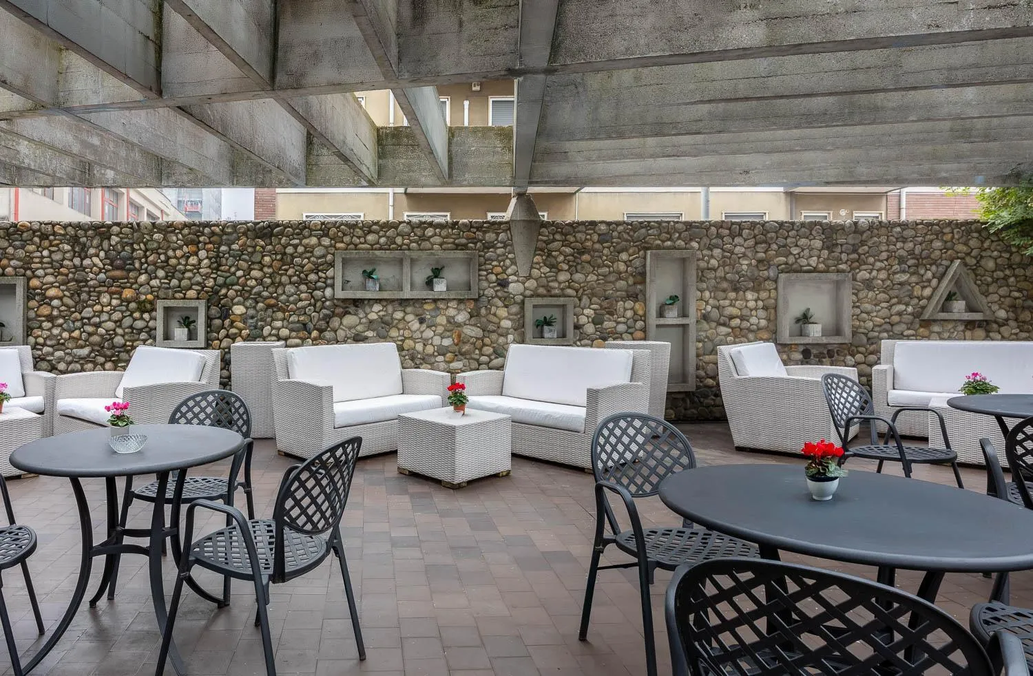 Garden in iH Hotels Milano Eur - Trezzano sul Naviglio