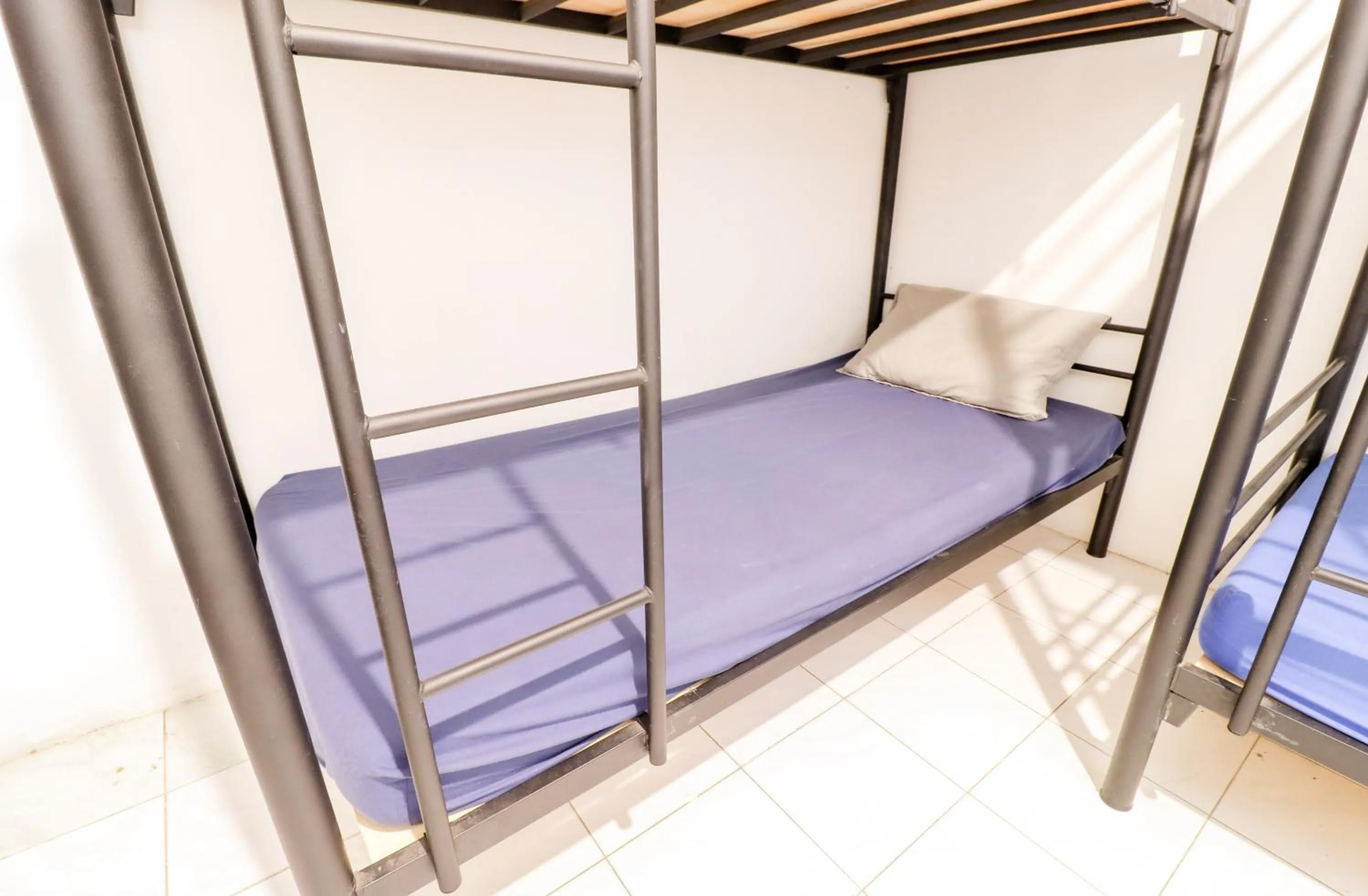 bunk bed, Bed in Arjuna 31