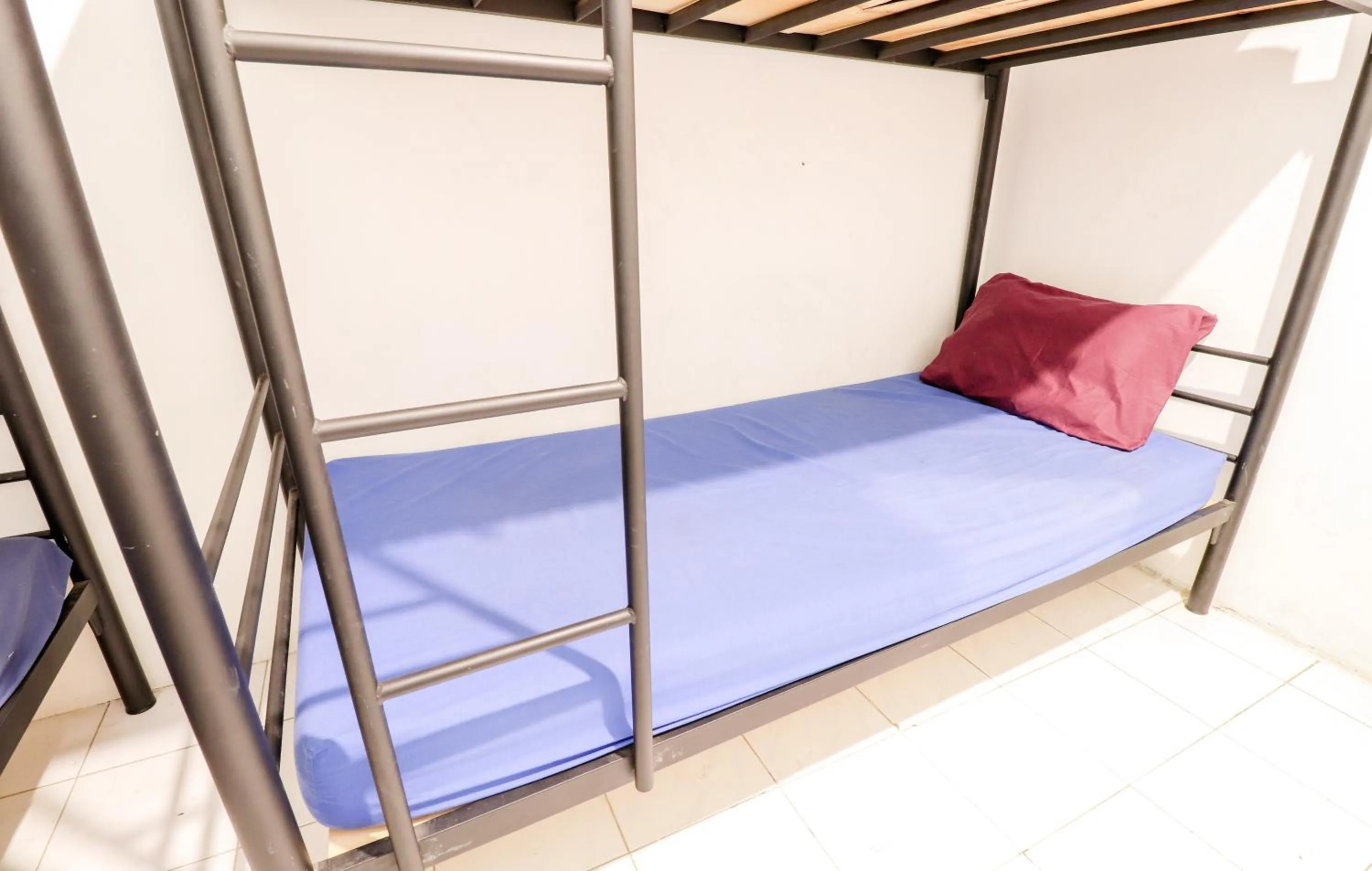 bunk bed, Bed in Arjuna 31