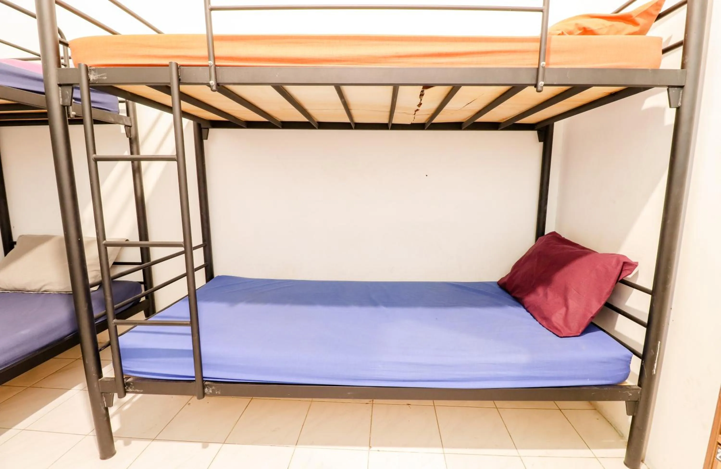 bunk bed, Bed in Arjuna 31