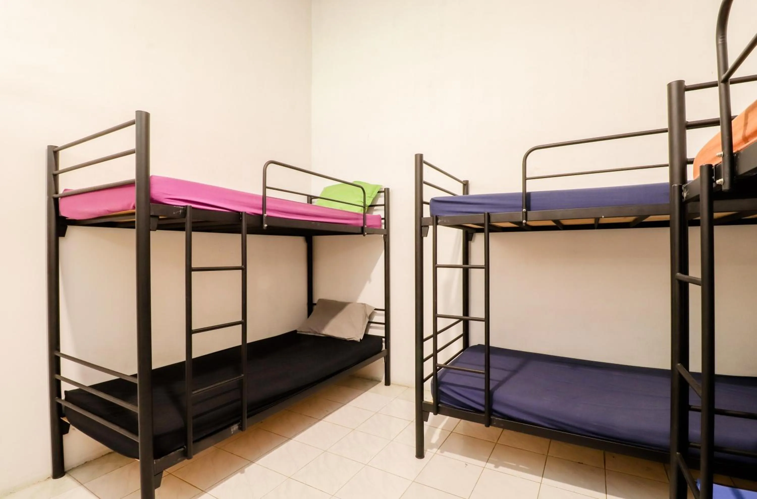 bunk bed, Bed in Arjuna 31