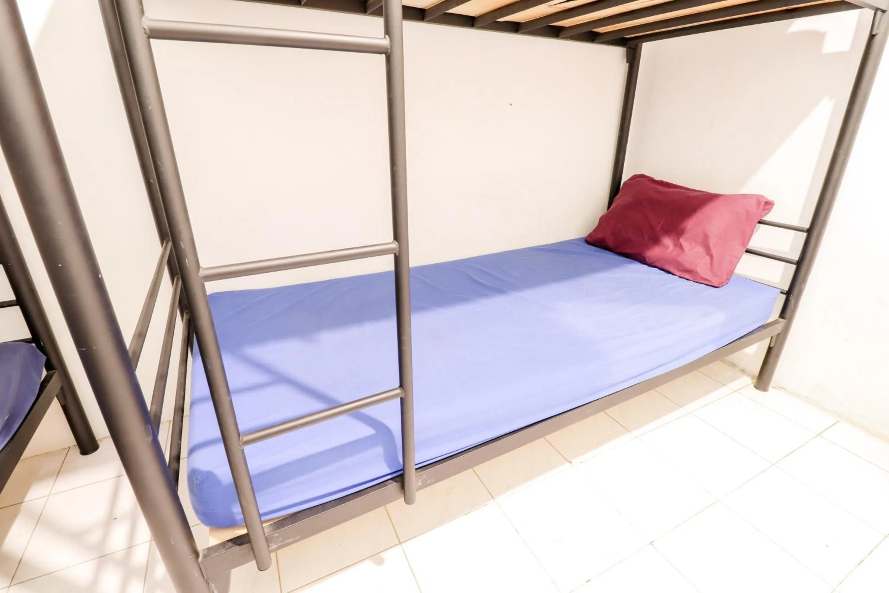 bunk bed, Bed in Arjuna 31