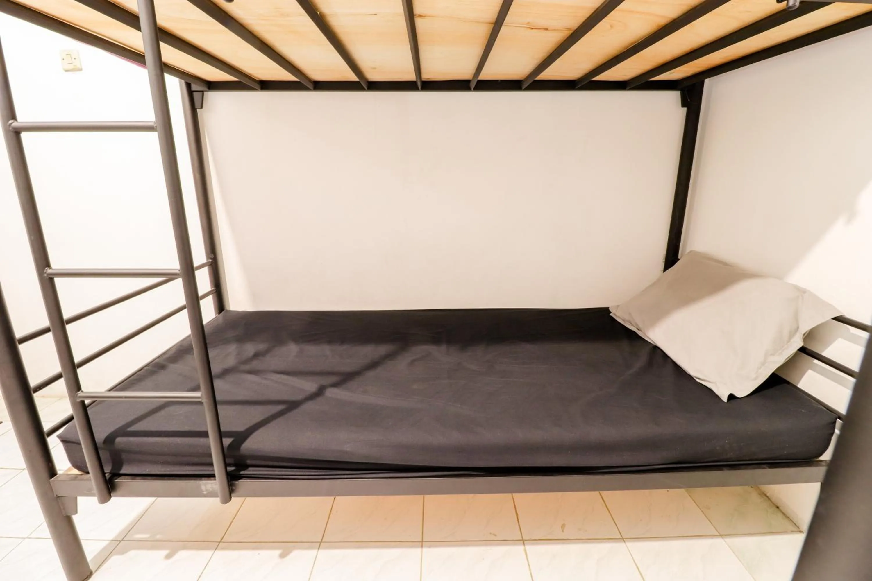 bunk bed, Bed in Arjuna 31