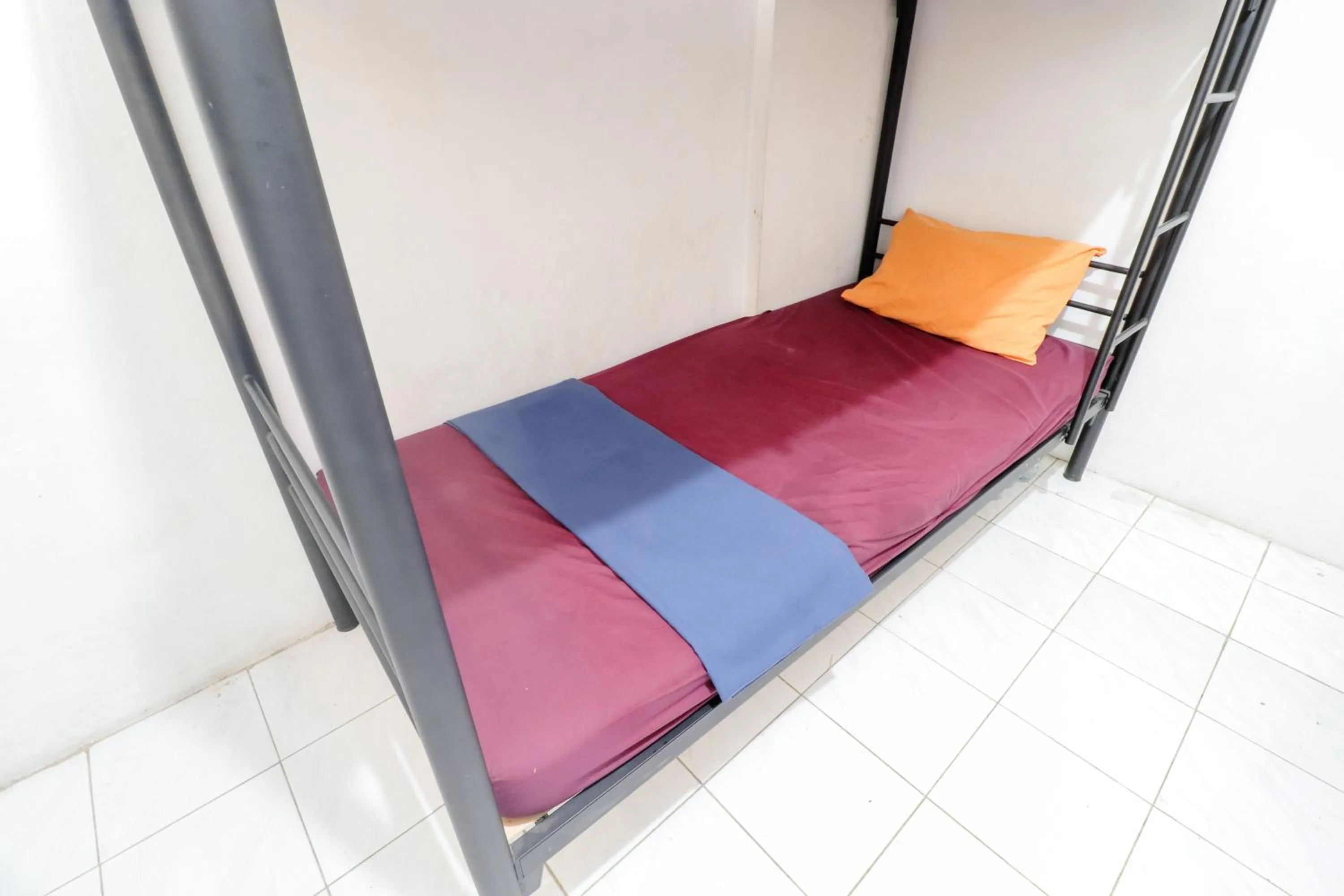 bunk bed, Bed in Arjuna 31