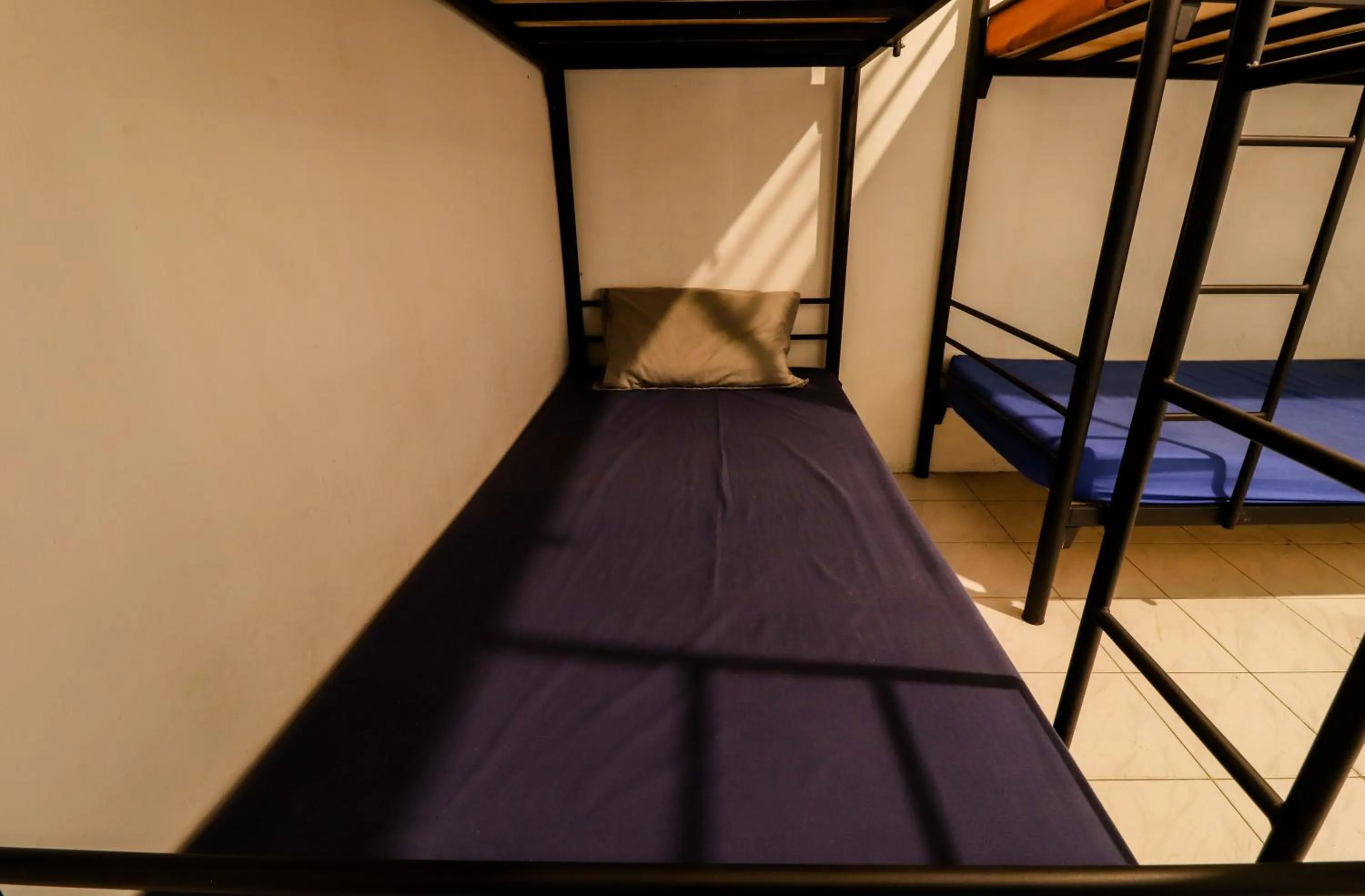 bunk bed, Bed in Arjuna 31