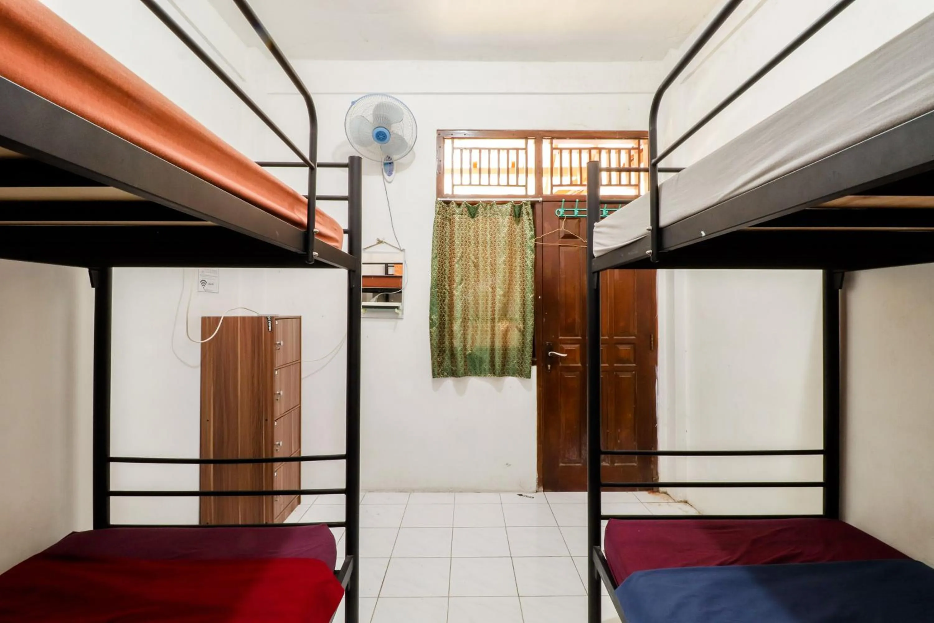 bunk bed, Bed in Arjuna 31