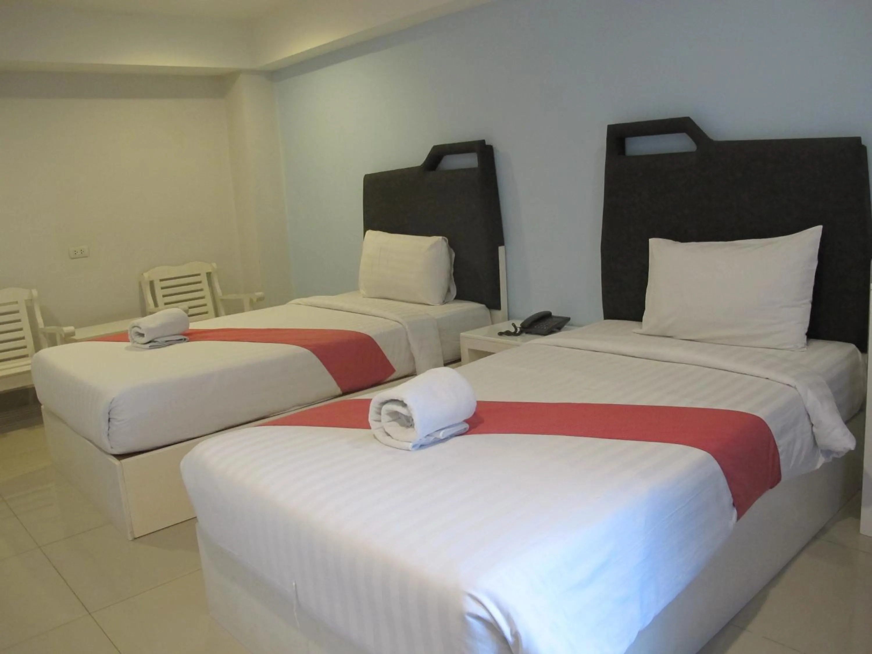 Bed in Sunny Residence