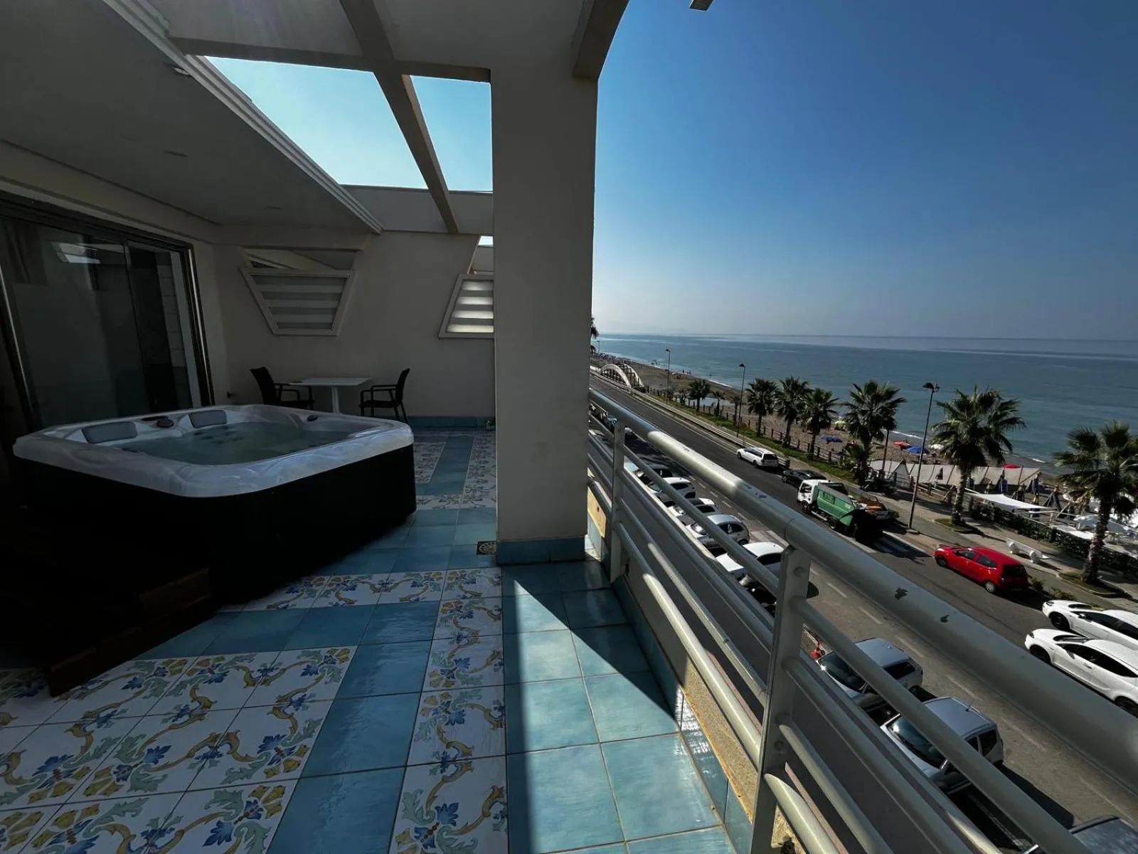 Hot Tub in Hotel Ancora