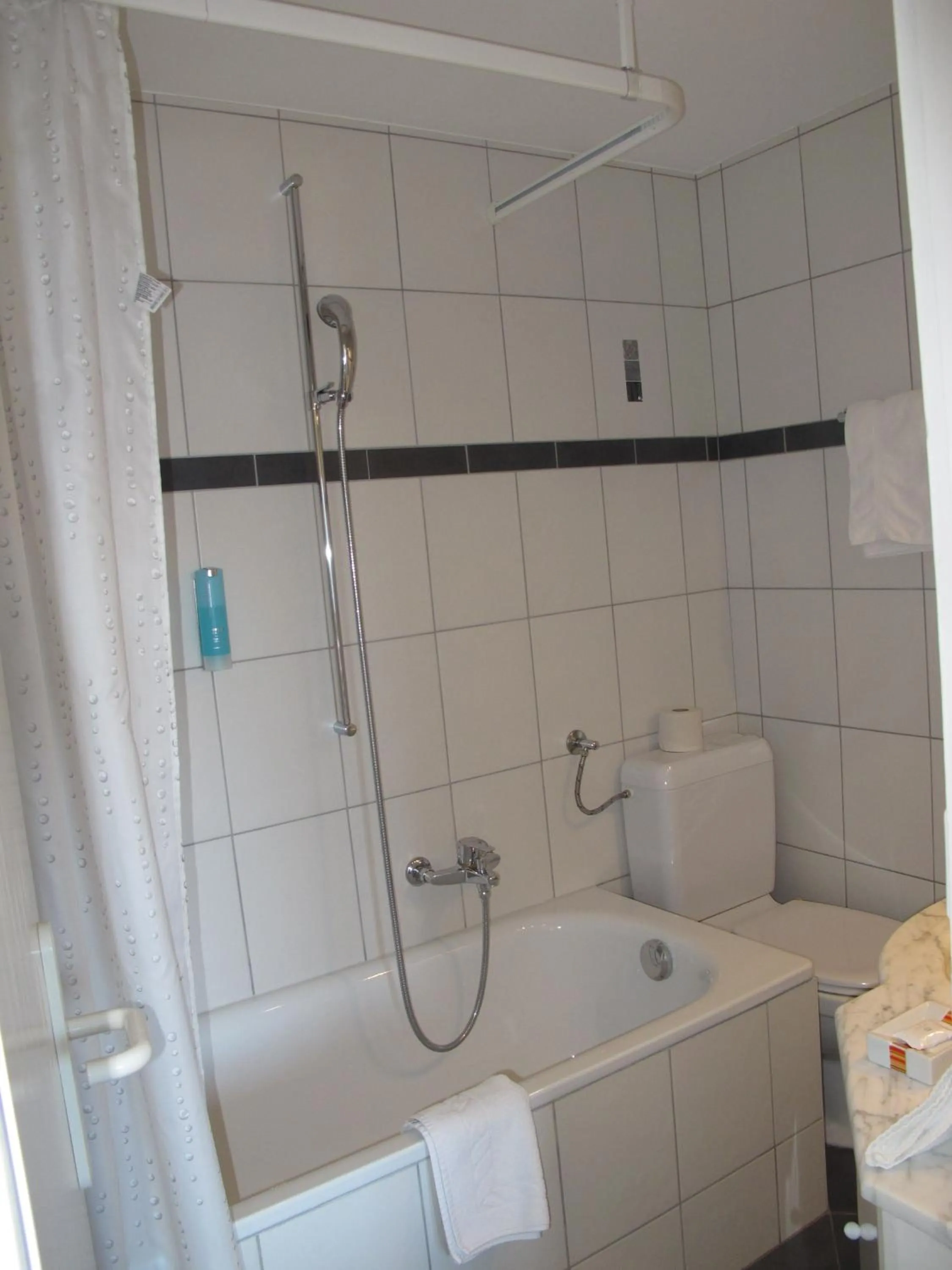 Bathroom in Hotel du Lac