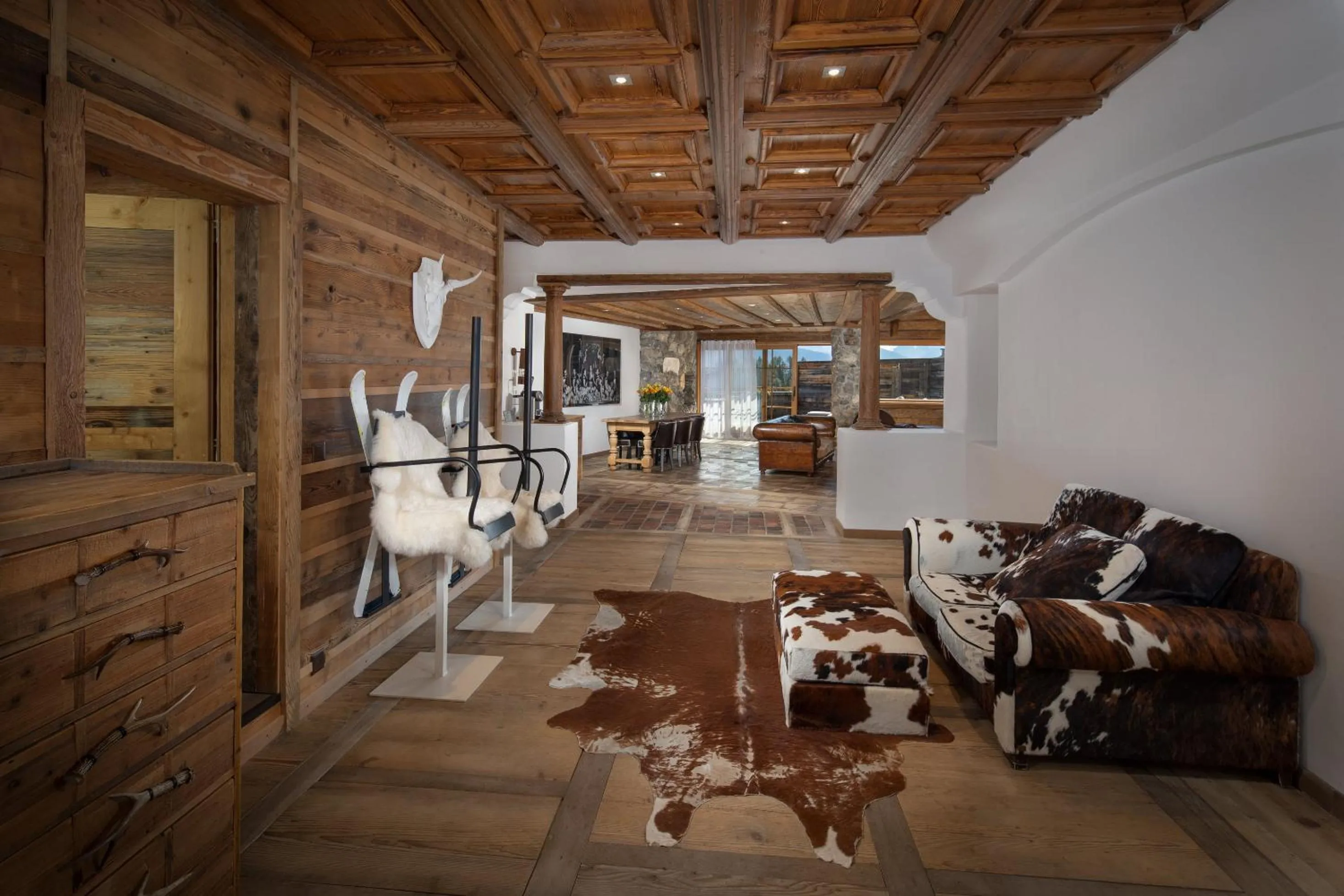 Seating area in Hostellerie du Pas de l'Ours "Relais et Châteaux"