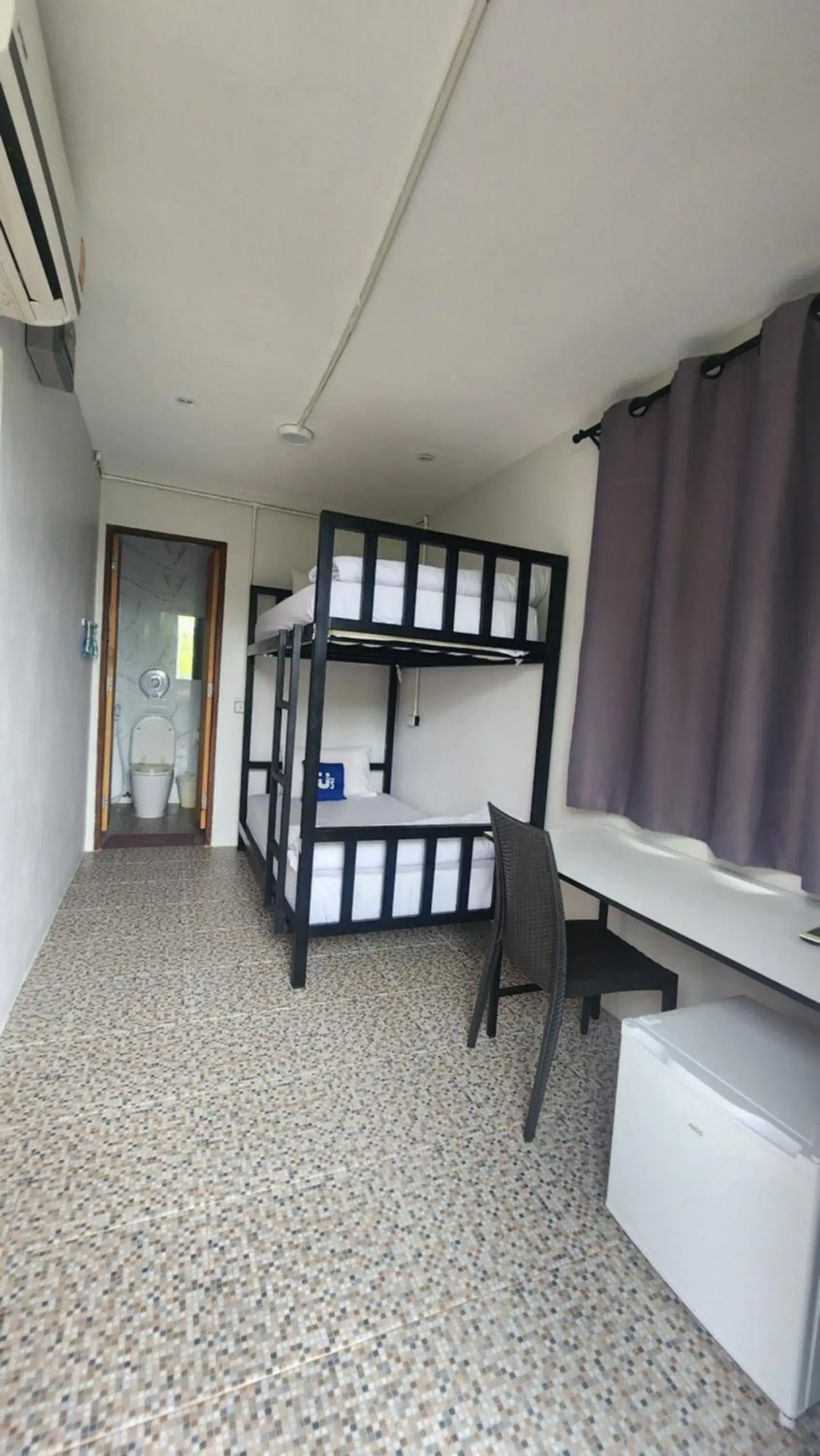 Bunk Bed in Dormitory Room with Private Bathroom (2 Adults) in Us Hostel Samui Bunk Bed in Dormitory Room with Private Bathroom (2 Adults) in Us Hostel Samui