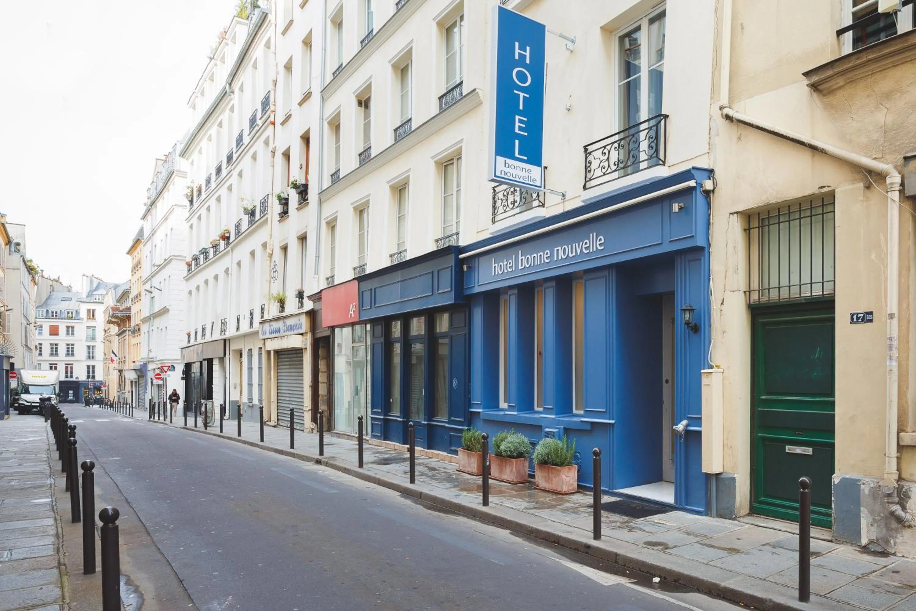 Facade/entrance in Hôtel Bonne Nouvelle
