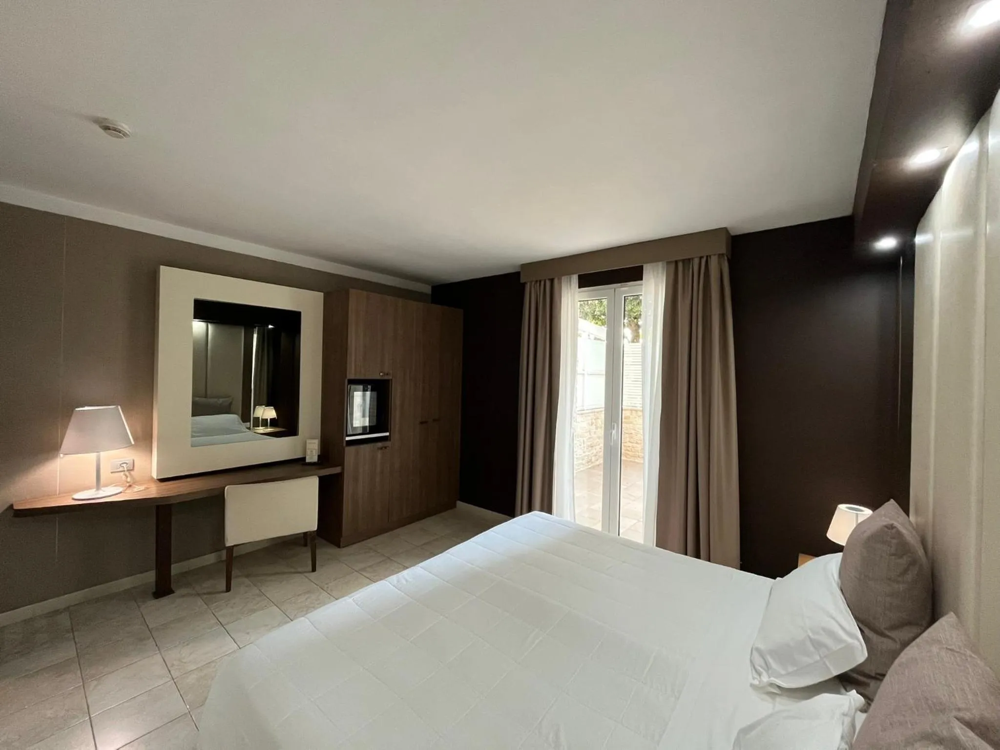 Bedroom, Bed in Hotel Lafayette