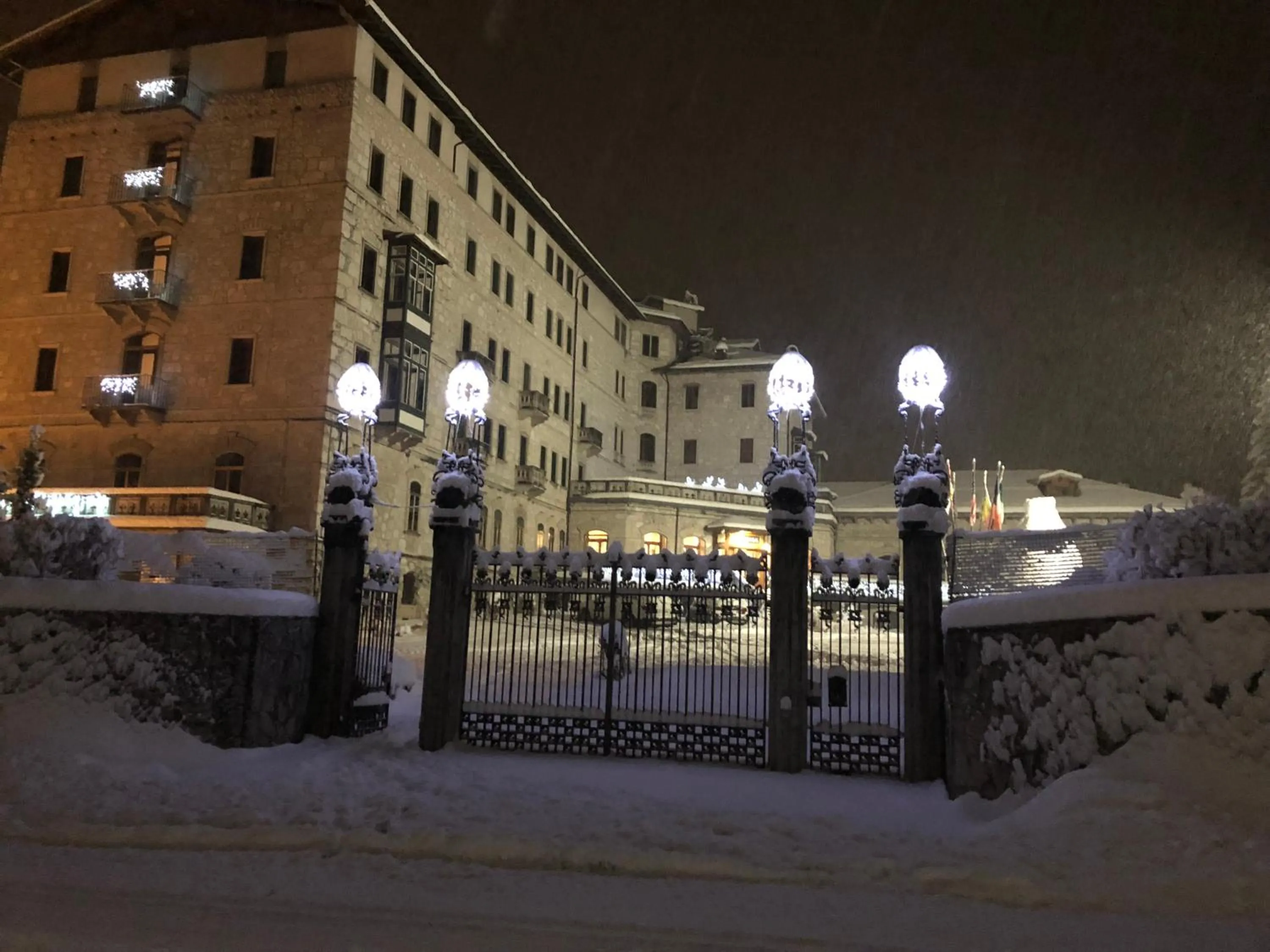 Property building in TH Borca di Cadore - Park Hotel Des Dolomites