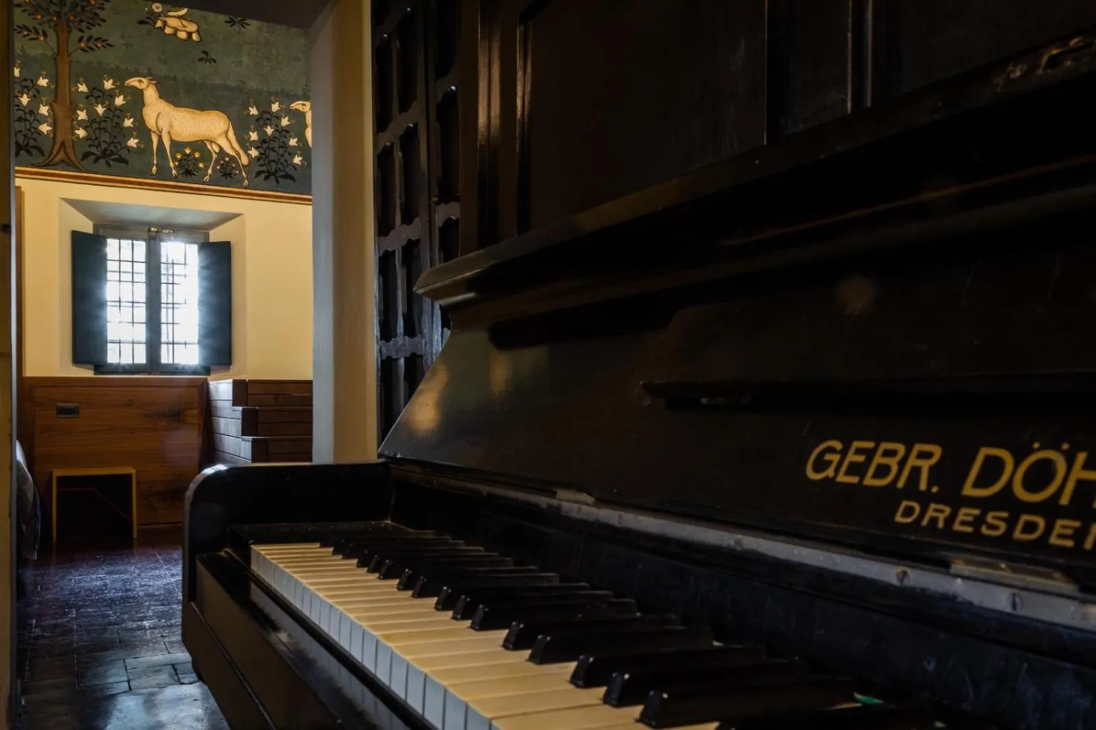 Decorative detail in La Loggia Historic Resort