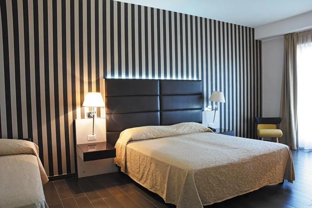 Triple Room in S Hotel Triple Room in S Hotel