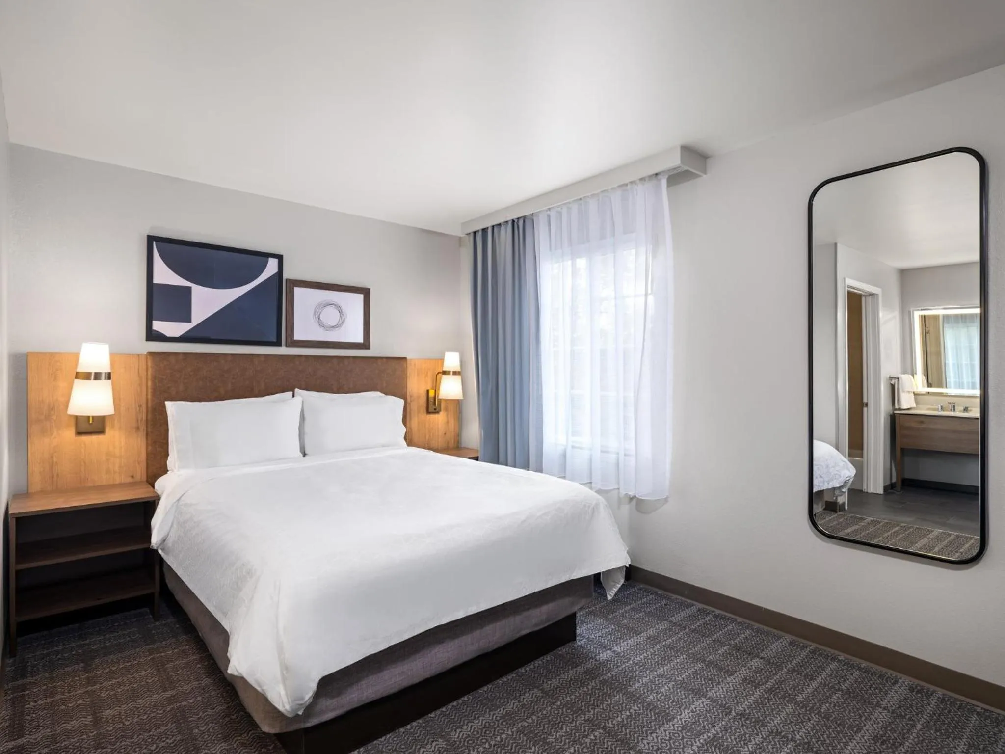 Photo of the whole room, Bed in Staybridge Suites Rochester University by IHG