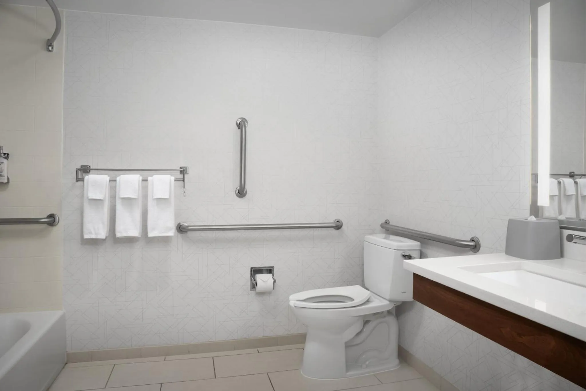 Bathroom in Holiday Inn Express & Suites Alexandria - Fort Belvoir by IHG