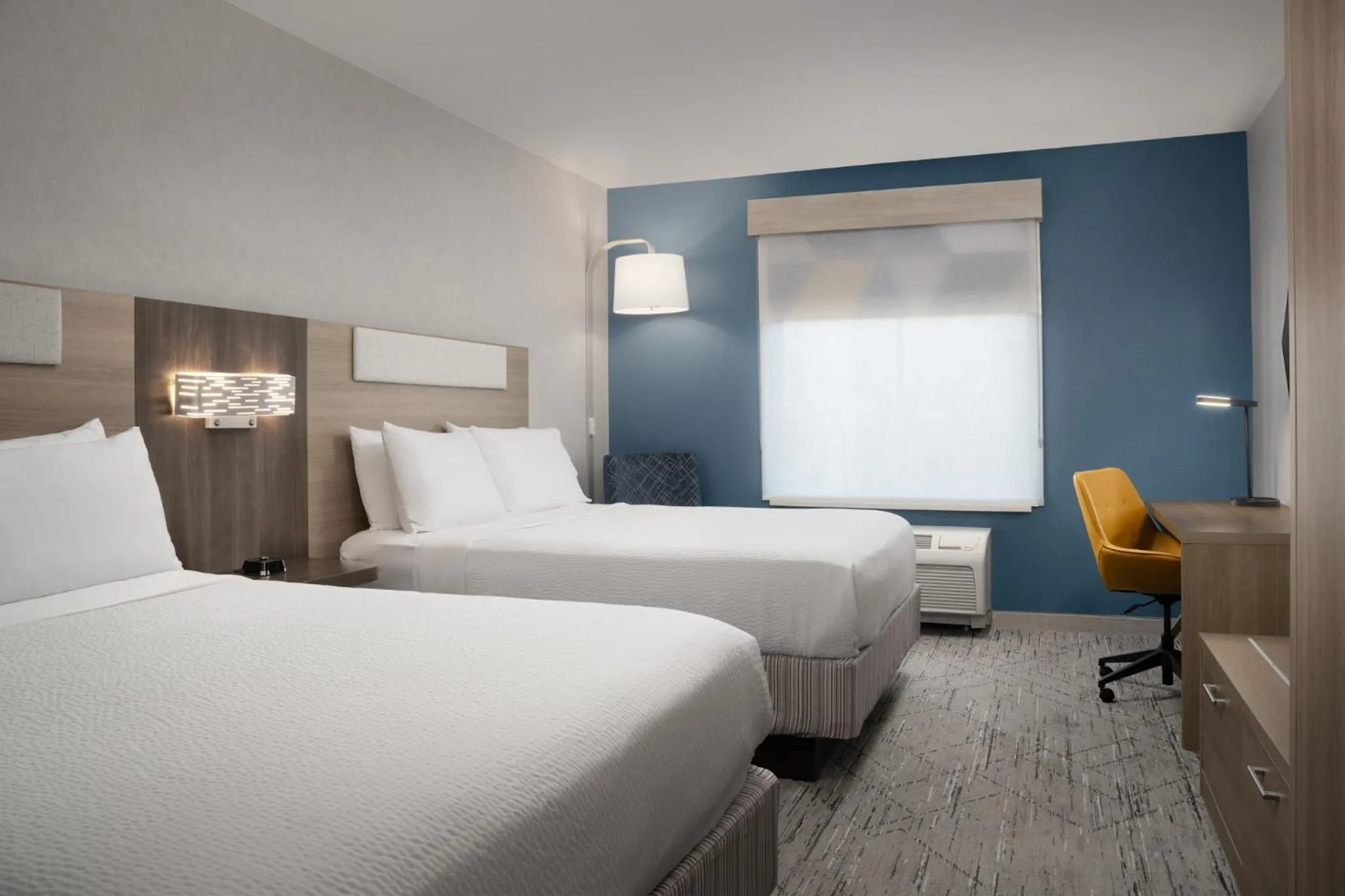 Photo of the whole room, Bed in Holiday Inn Express & Suites Alexandria - Fort Belvoir by IHG