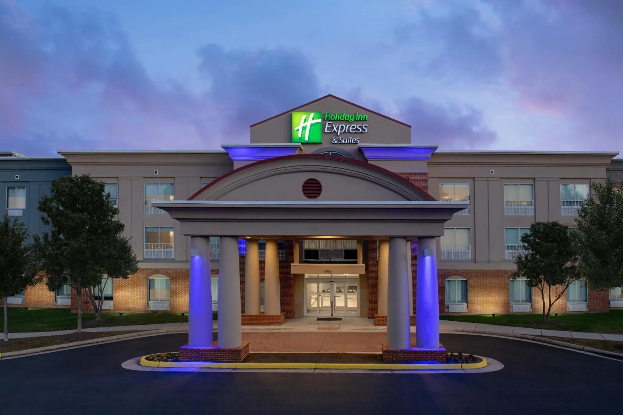Property building in Holiday Inn Express & Suites Alexandria - Fort Belvoir by IHG