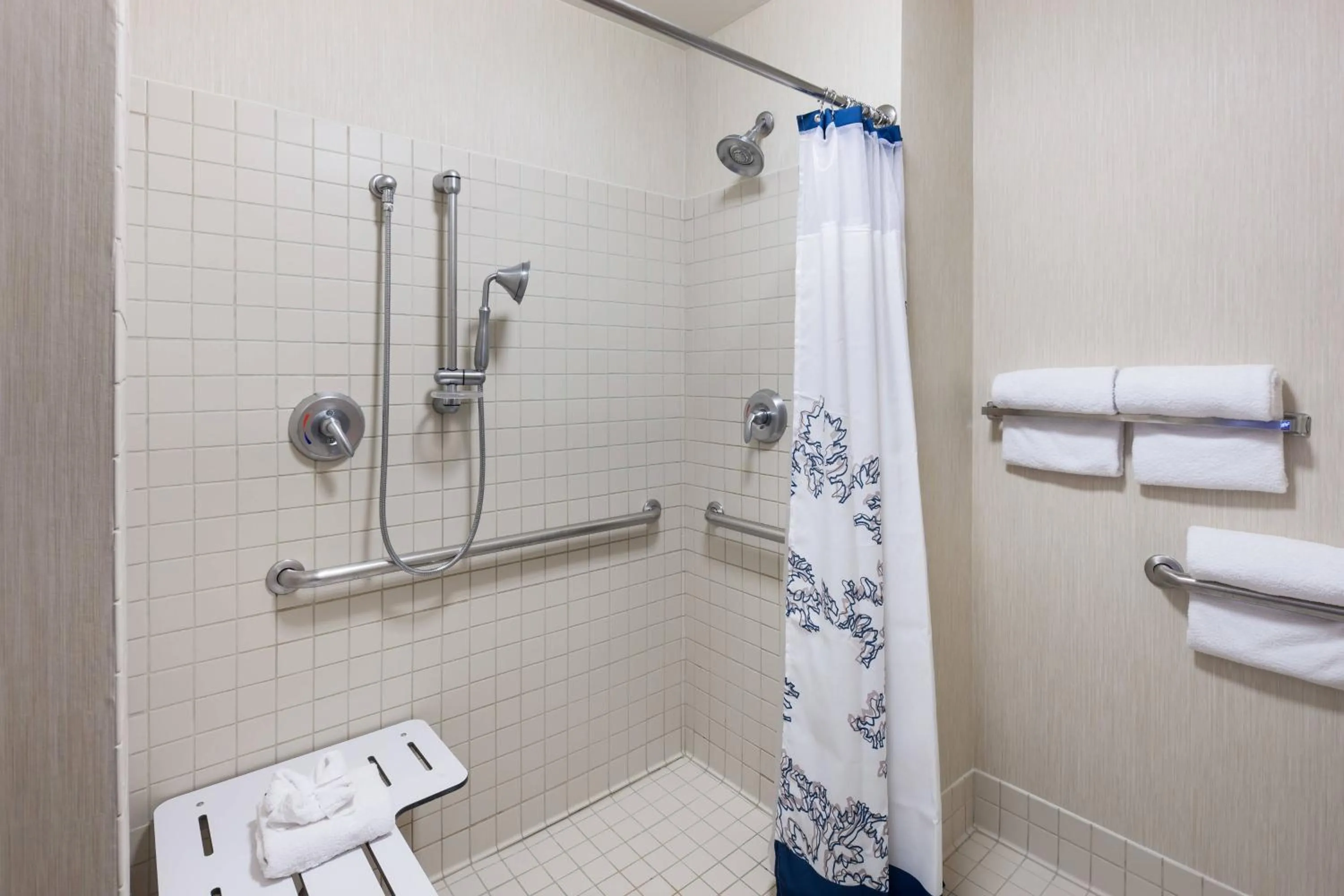 Bathroom in Residence Inn by Marriott Memphis Southaven