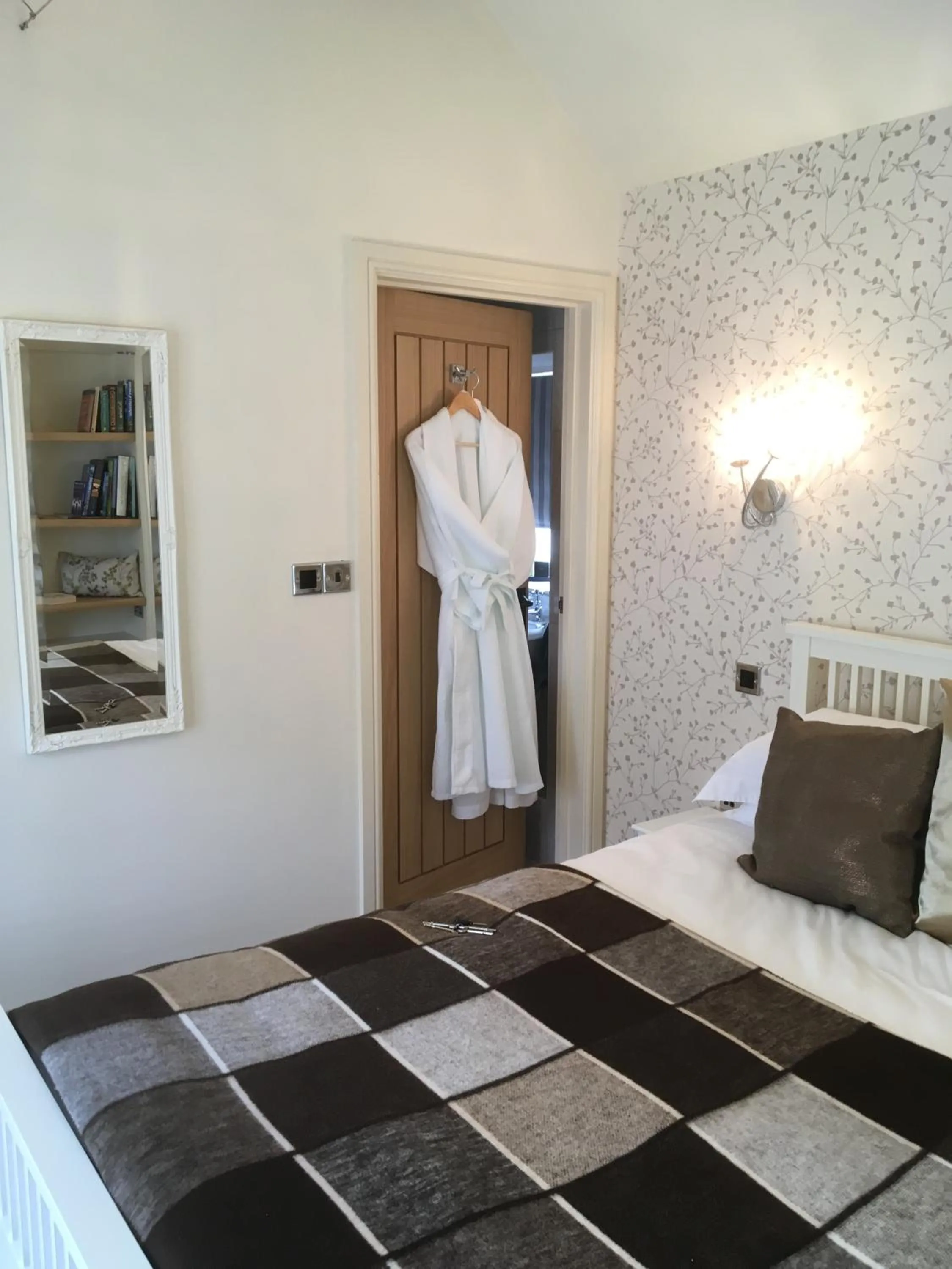 Decorative detail, Bed in The Bluebell