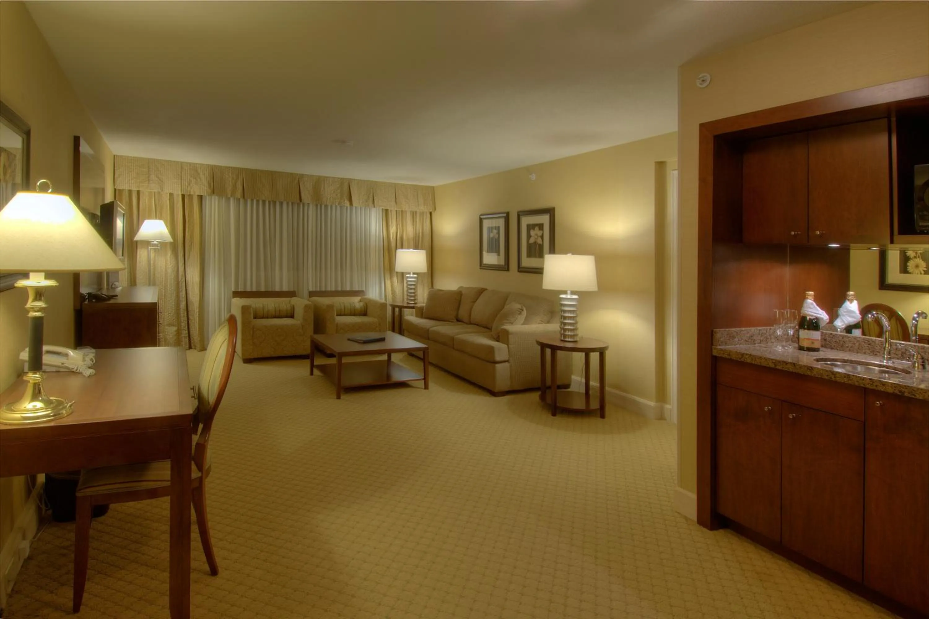 Seating area in Prestige Vernon Lodge