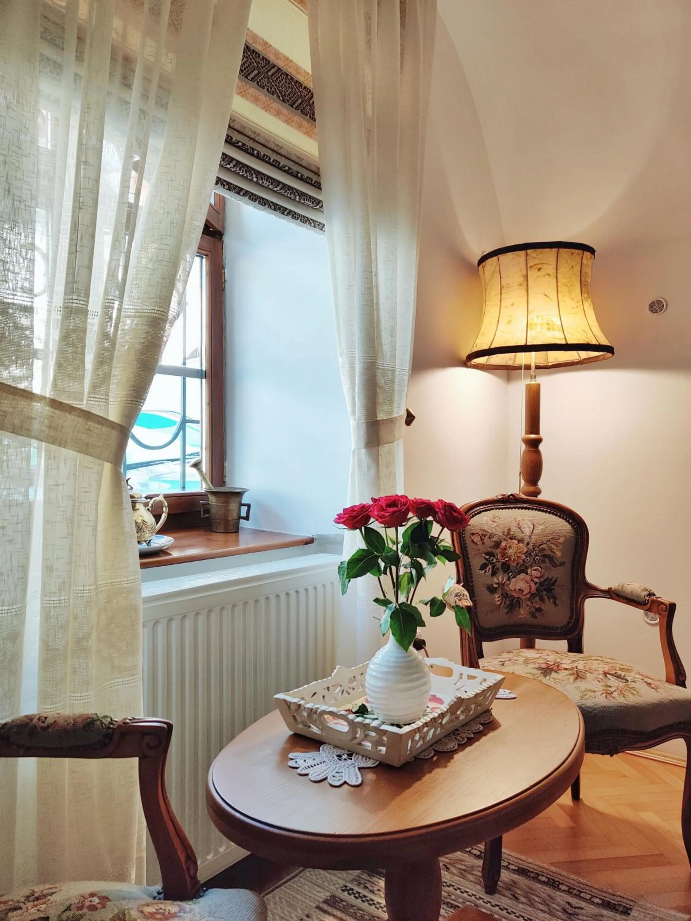 Coffee/tea facilities in La Teo Pensiune si Pivnita