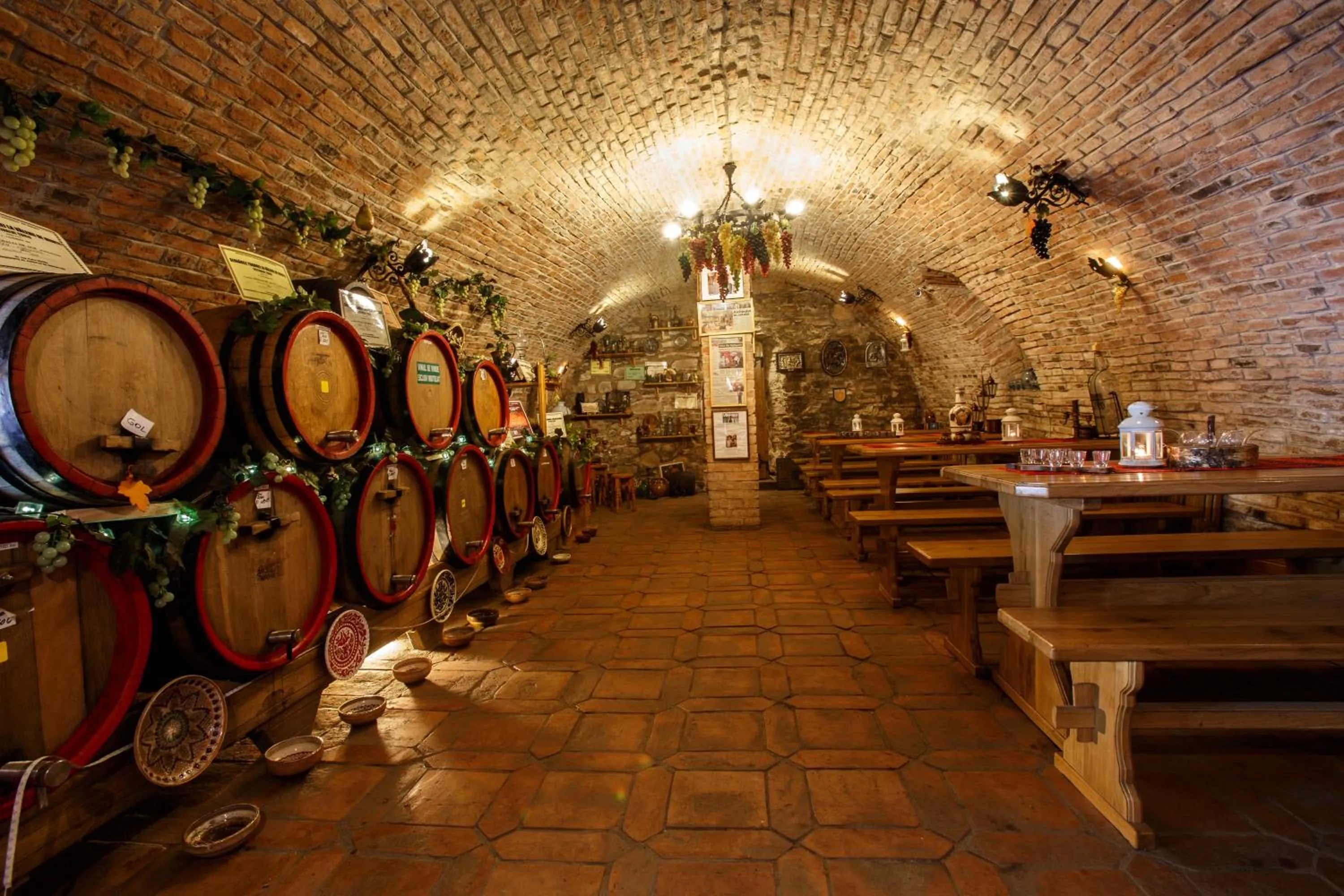 Decorative detail in La Teo Pensiune si Pivnita