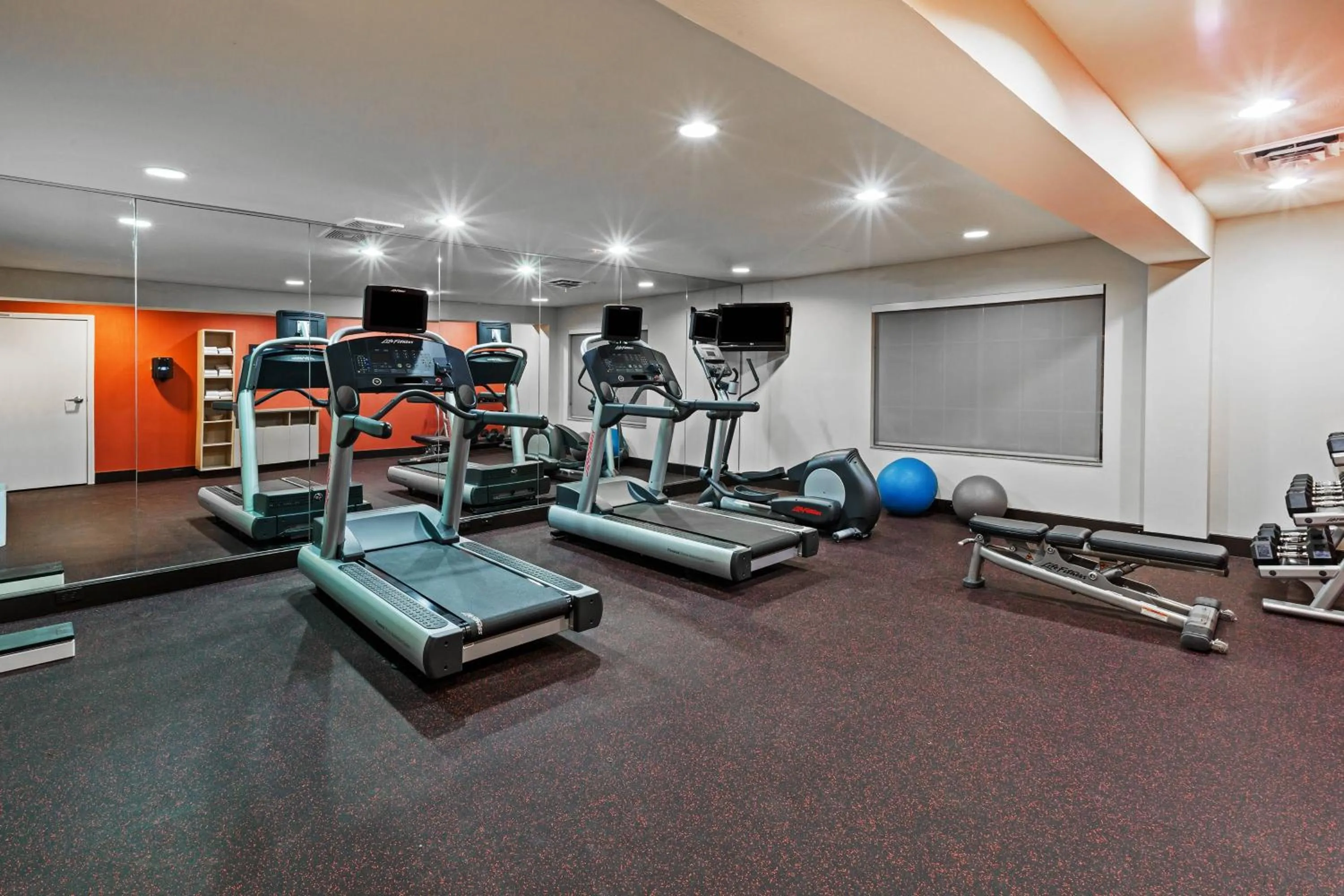 Fitness centre/facilities in TownePlace Suites by Marriott Odessa