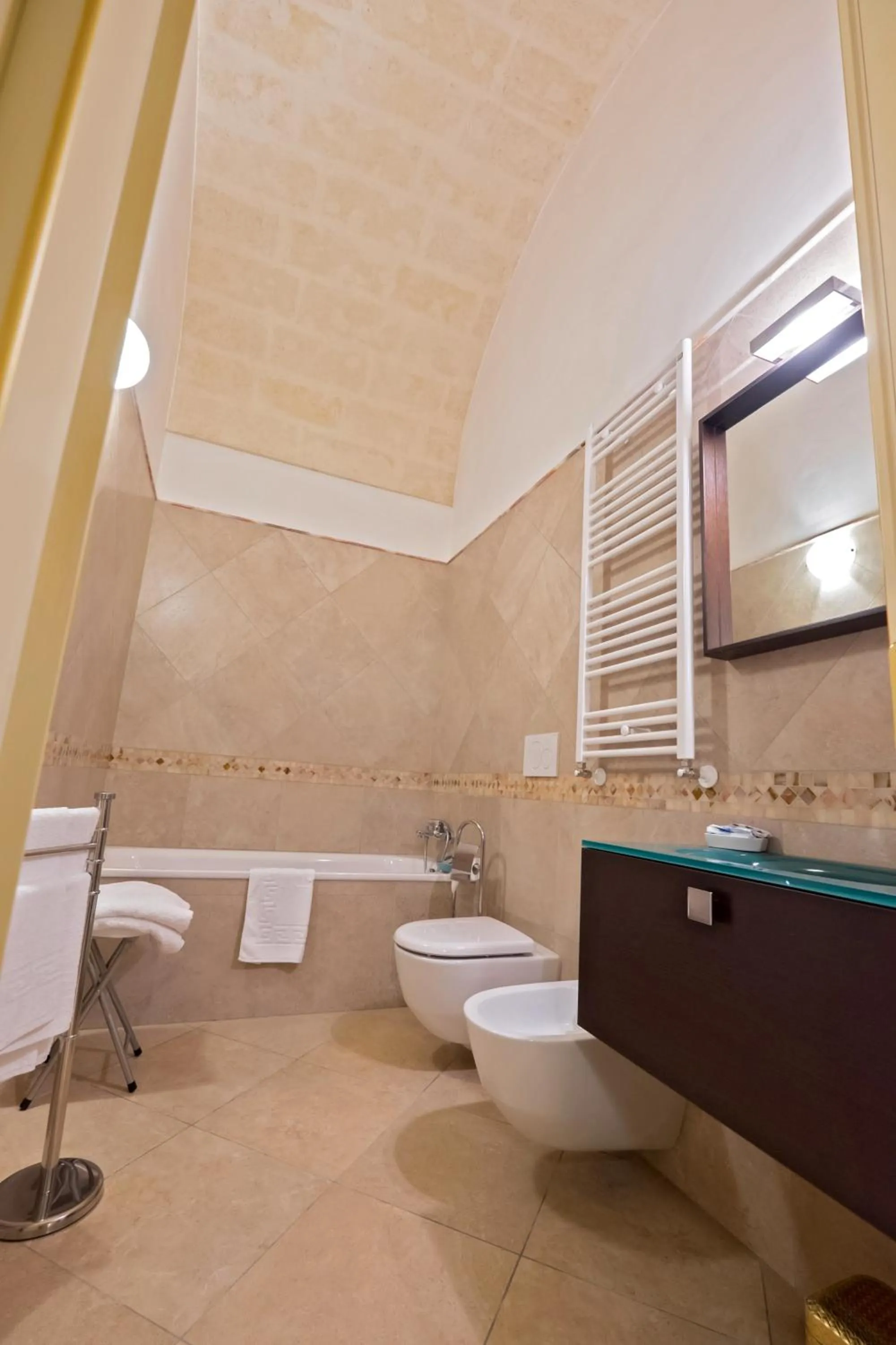 Toilet in Monte Castello