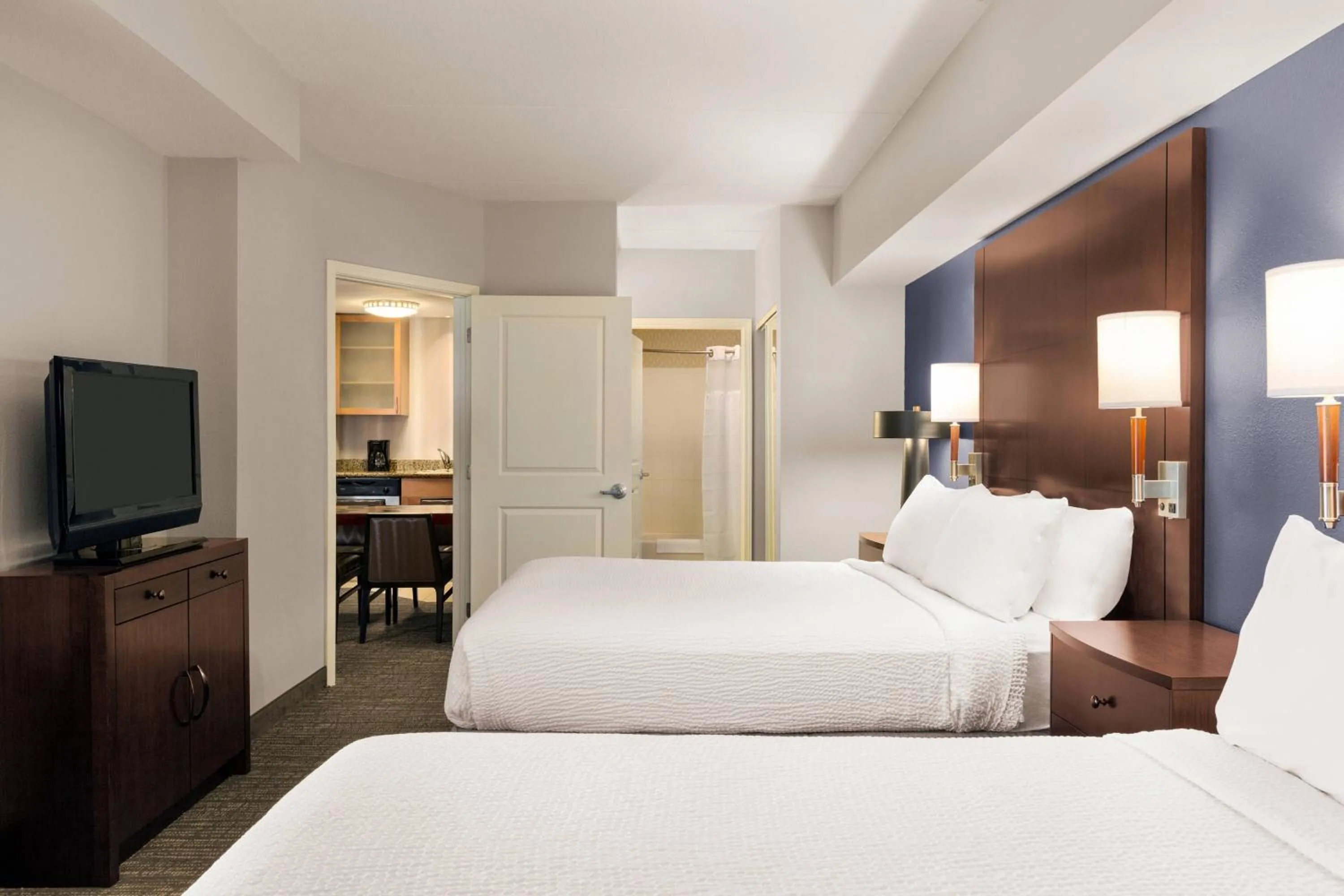 Bedroom, Bed in Residence Inn Chattanooga Near Hamilton Place