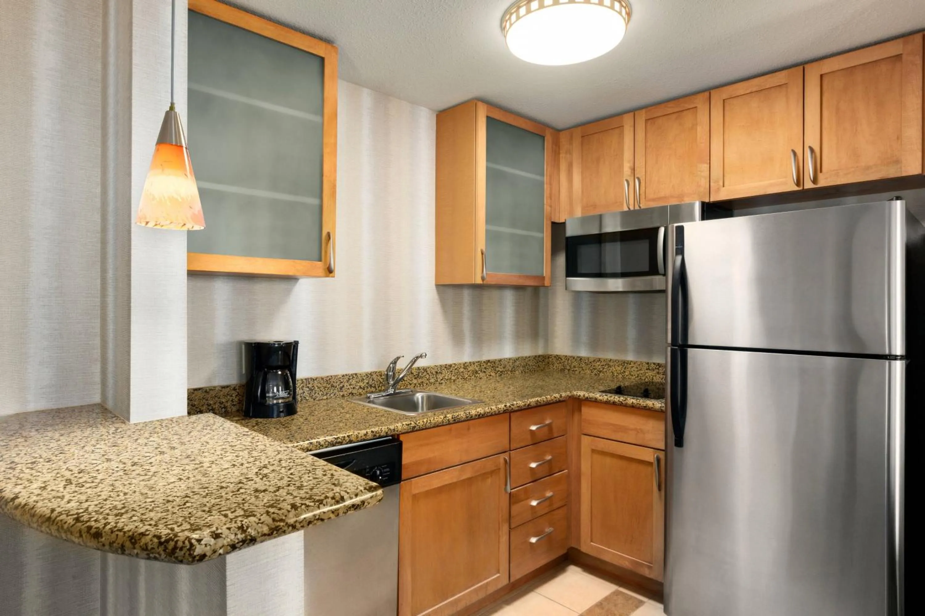 Kitchen or kitchenette in Residence Inn Chattanooga Near Hamilton Place