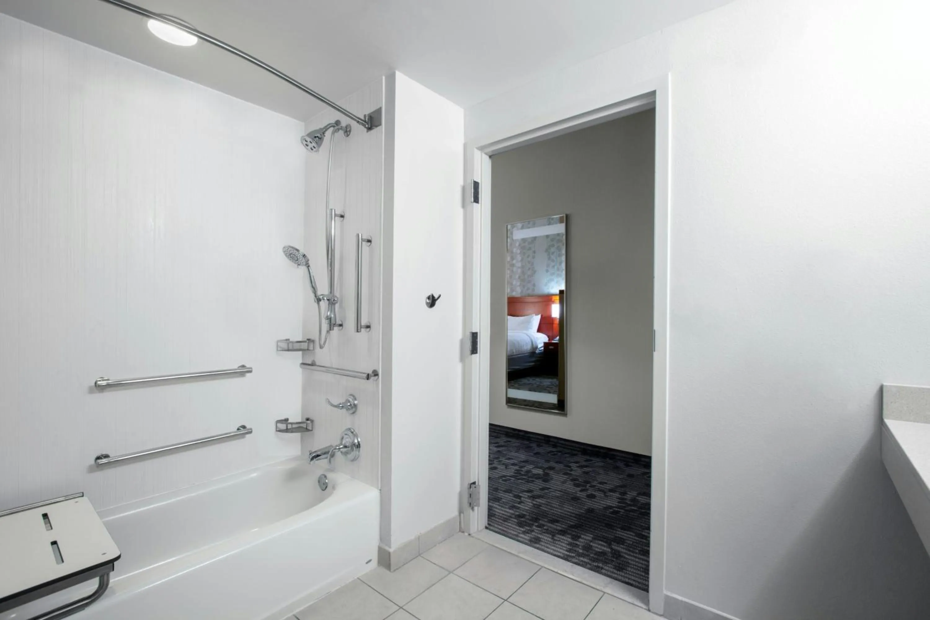 Lounge or bar in Courtyard by Marriott Jacksonville I-295/East Beltway