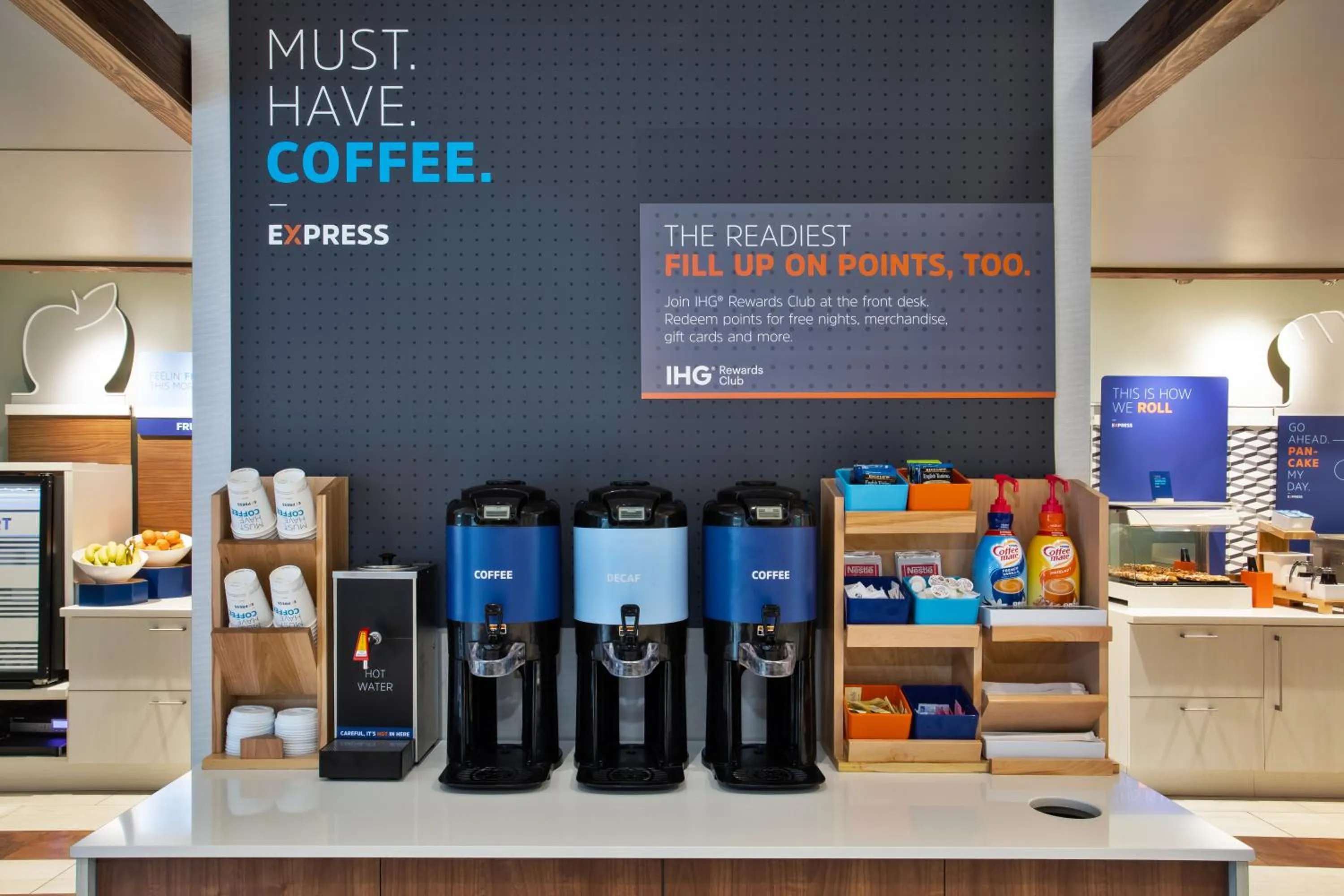 Coffee/tea facilities in Holiday Inn Express Hotel & Suites Rochester Webster by IHG